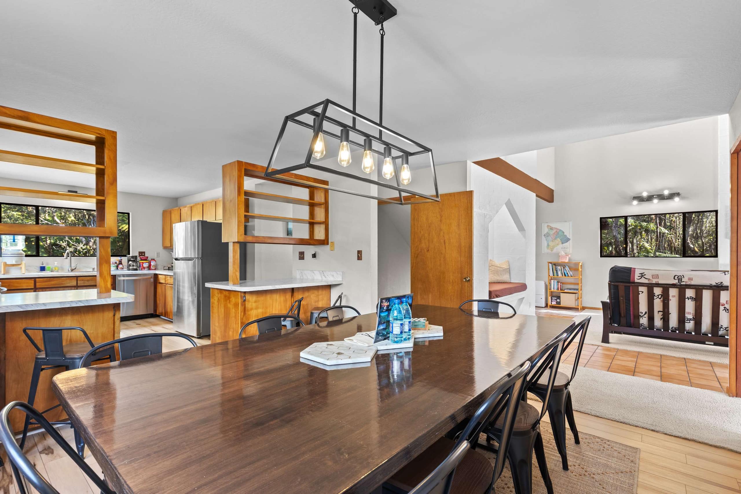 Home in Volcano · ★4.95 · 5 bedrooms · 7 beds · 3 private baths - Image 16