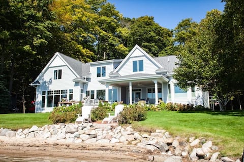 Glen Den - Luxury Lakefront 5bd+crib amazing views