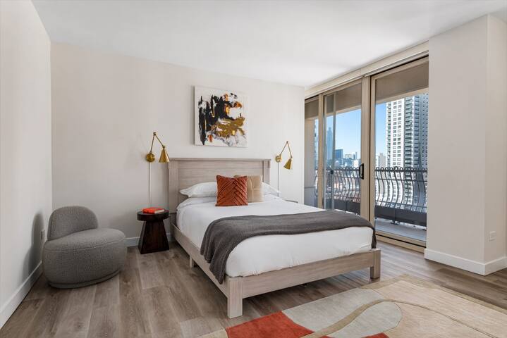 Prime 4BR Apartments: Perfect Group Comfort gallery image 2