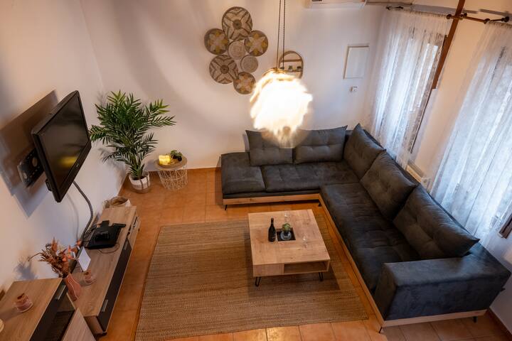 Walnut tree Villa Ano Archanes-10km from Heraklion gallery image 3