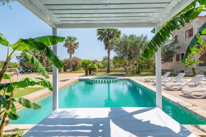 Finca Es Figueral gallery image 3