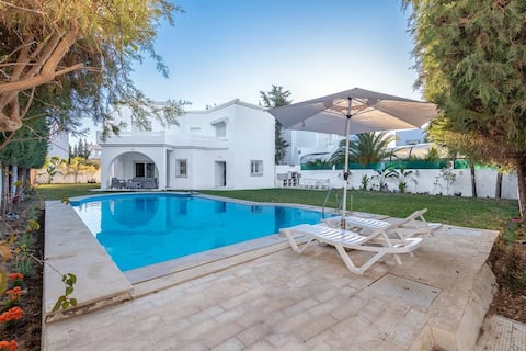 Magnifique villa avec piscine Yasmine Hammamet