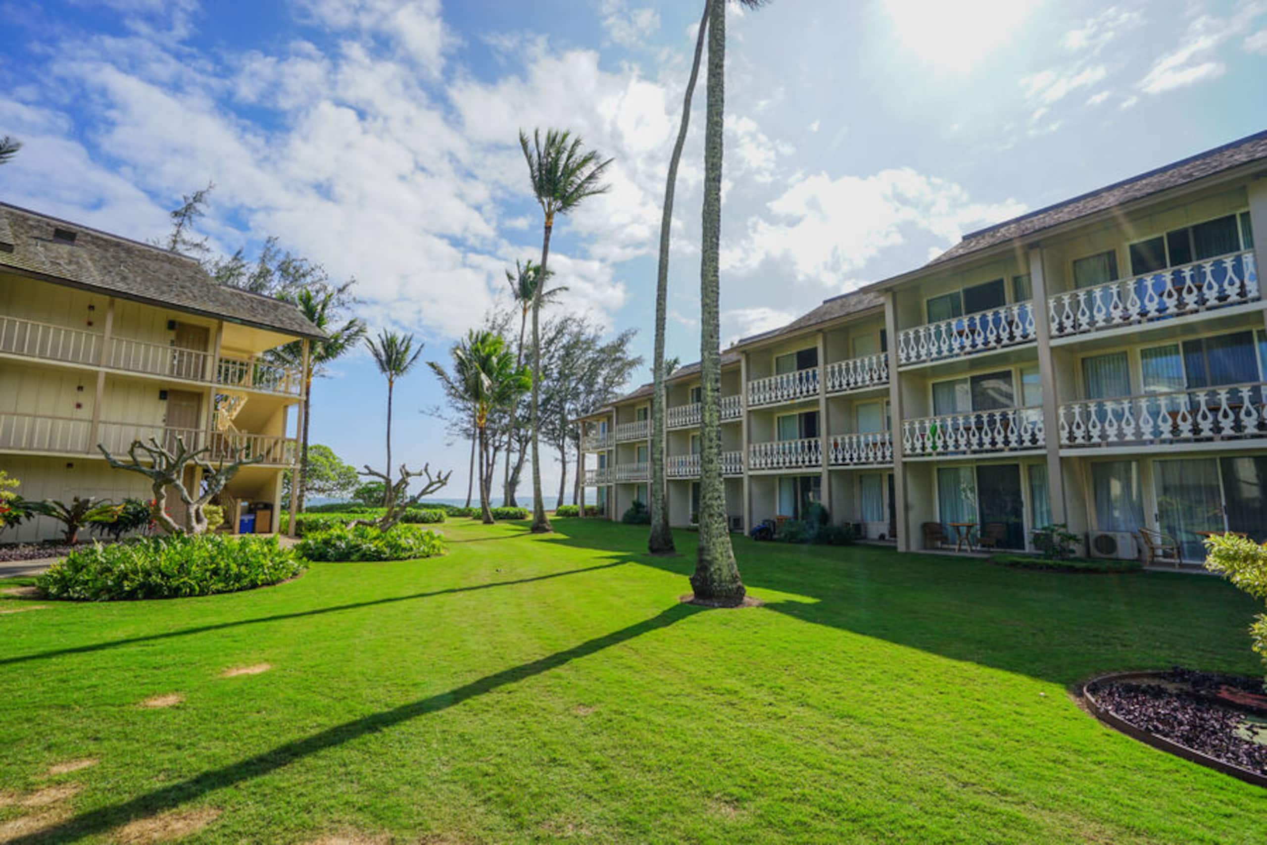 Condo in Kapaa · ★4.81 · 1 bedroom · 2 beds · 1 private bath - Image 13