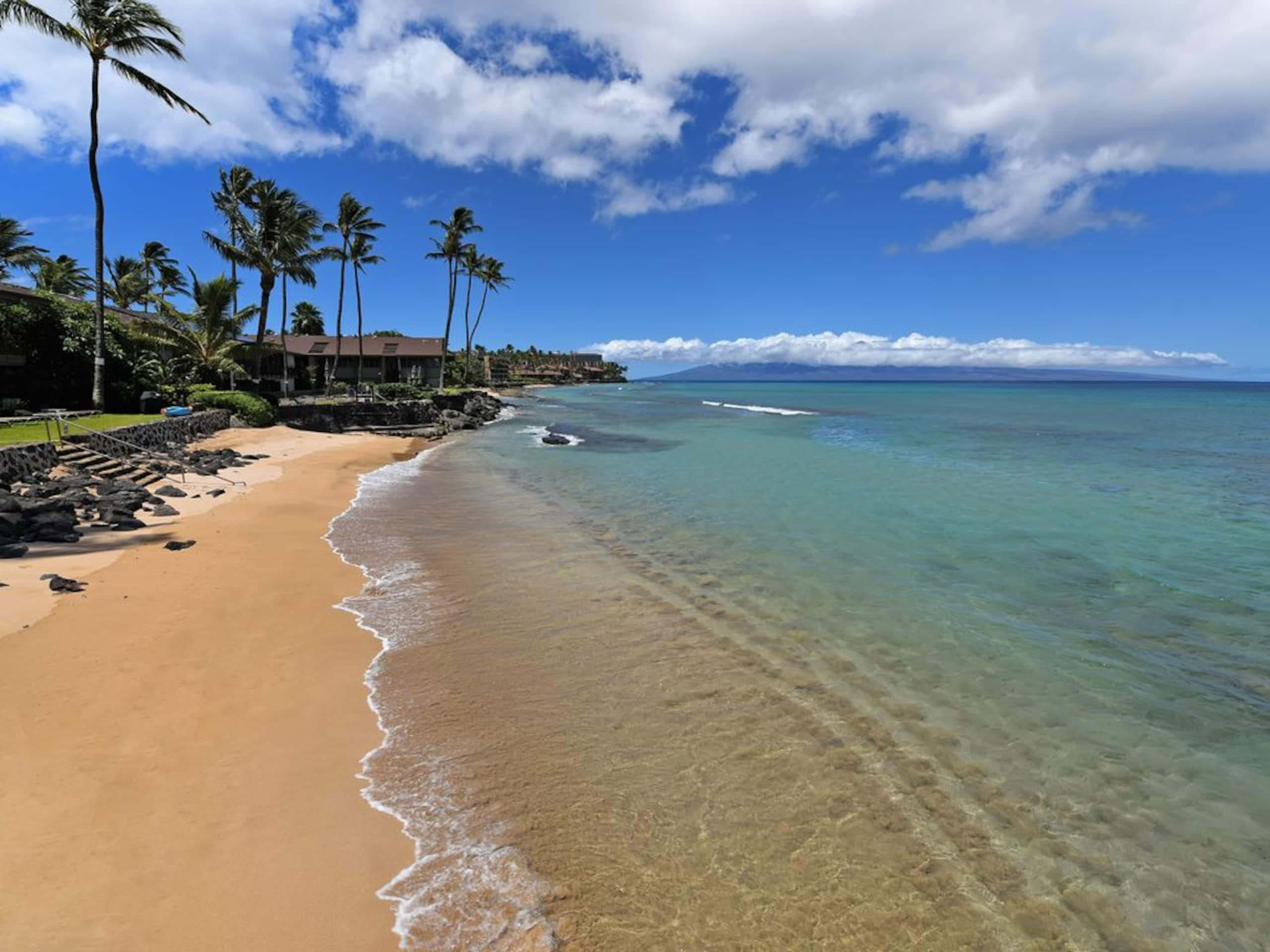 Condo in Lahaina · ★5.0 · 2 bedrooms · 4 beds · 2 baths - Image 17