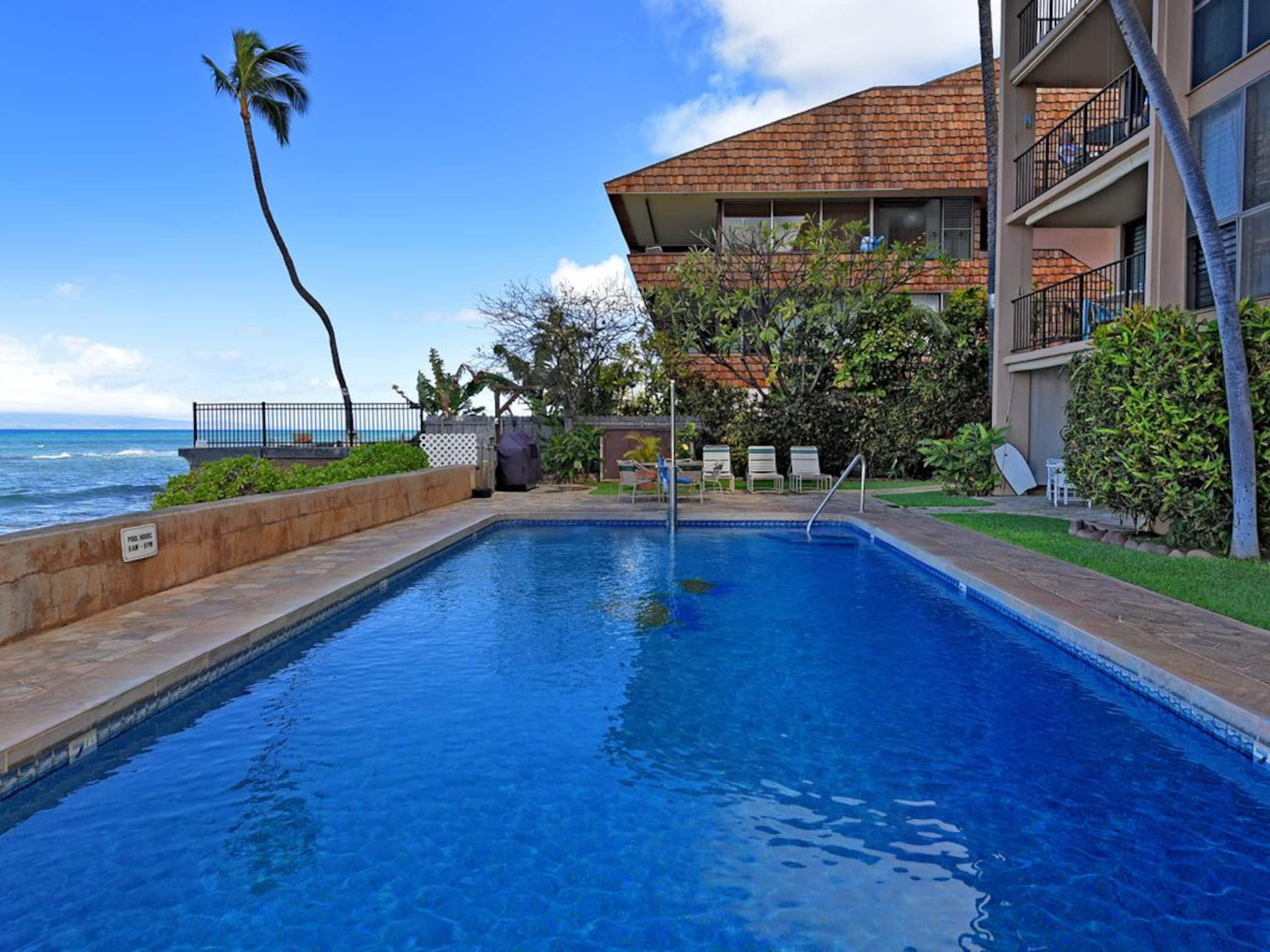 Condo in Lahaina · ★5.0 · 2 bedrooms · 4 beds · 2 baths - Image 15