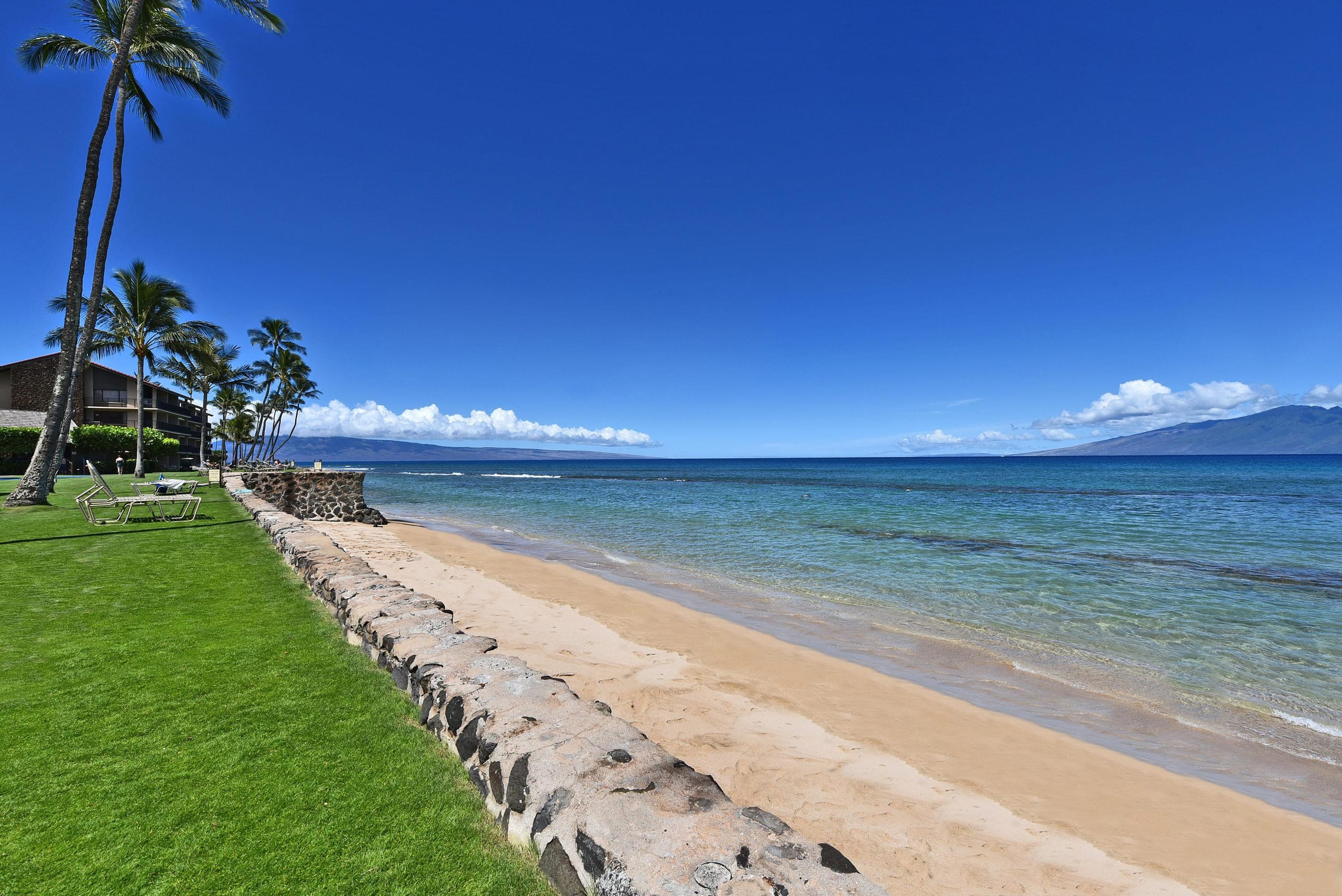 Condo in Lahaina · ★5.0 · 2 bedrooms · 4 beds · 2 baths - Image 5