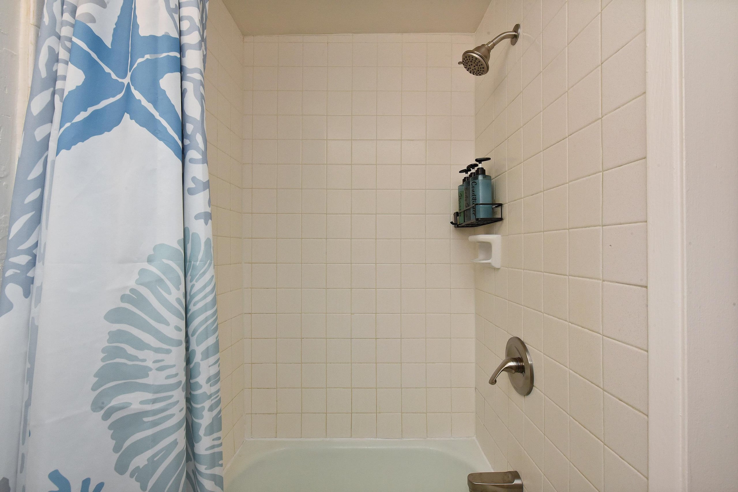 Condo in Lahaina · ★5.0 · 2 bedrooms · 4 beds · 2 baths - Image 17