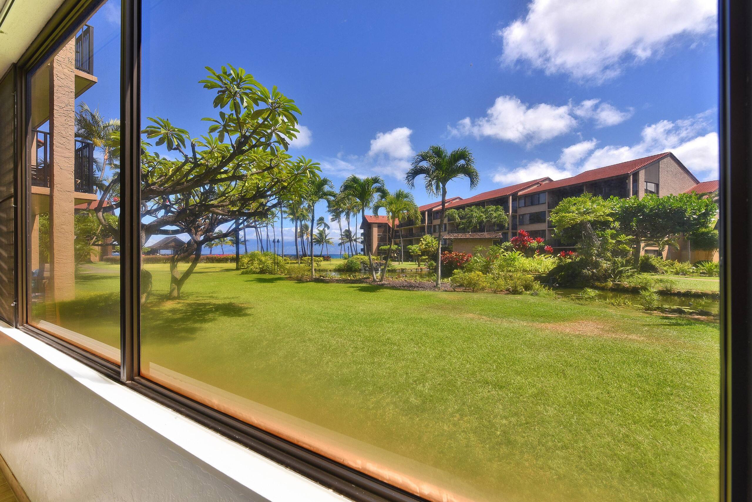 Condo in Lahaina · ★5.0 · 2 bedrooms · 4 beds · 2 baths - Image 48