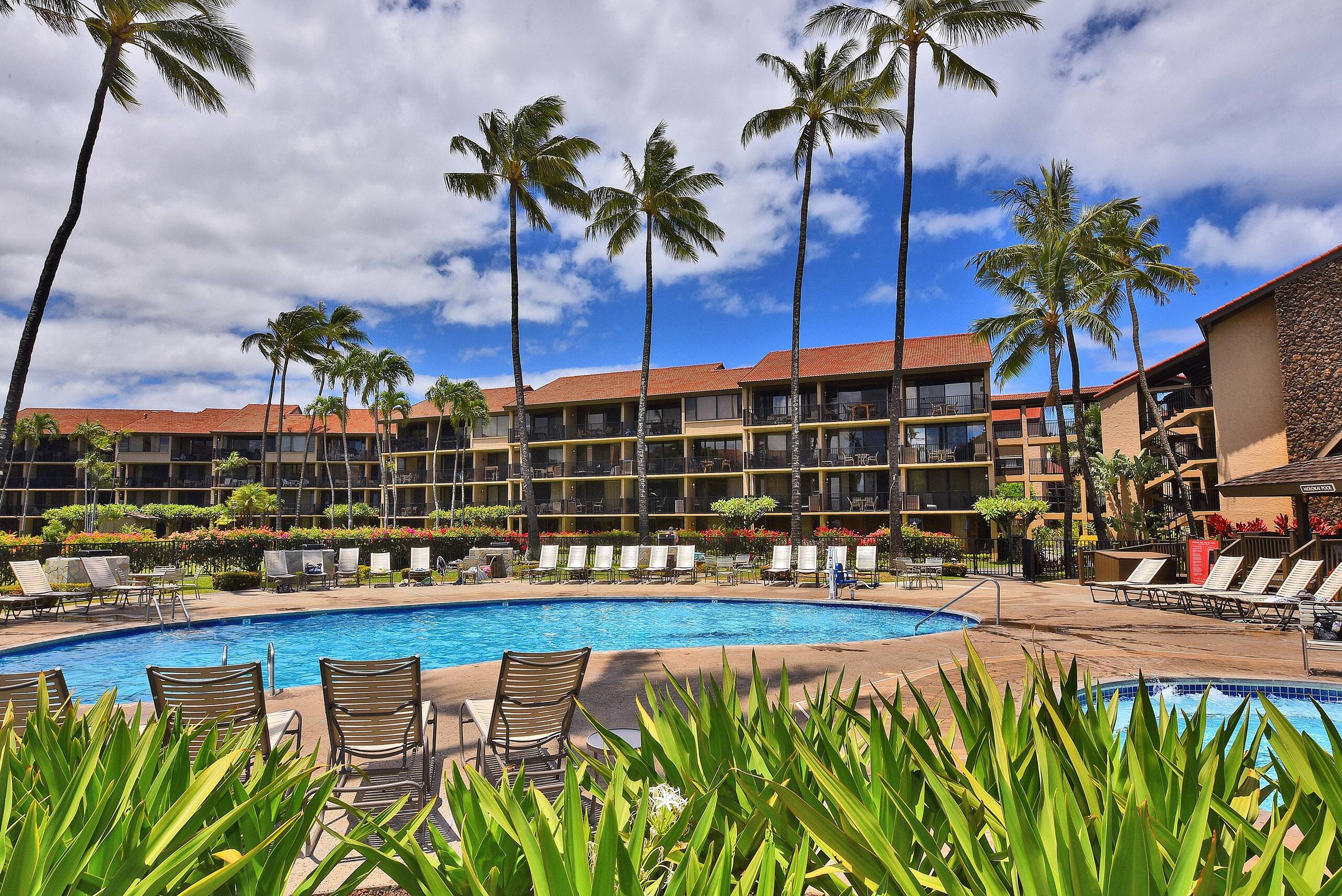 Condo in Lahaina · ★5.0 · 2 bedrooms · 4 beds · 2 baths - Image 58