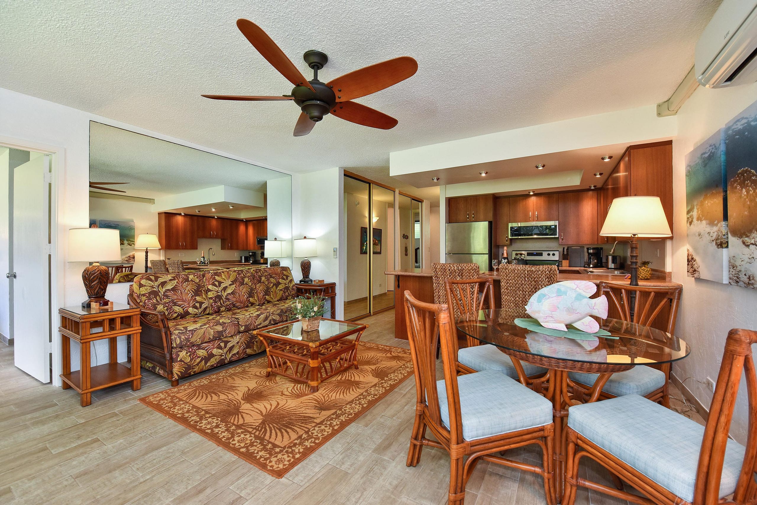 Condo in Lahaina · ★5.0 · 2 bedrooms · 4 beds · 2 baths - Image 37