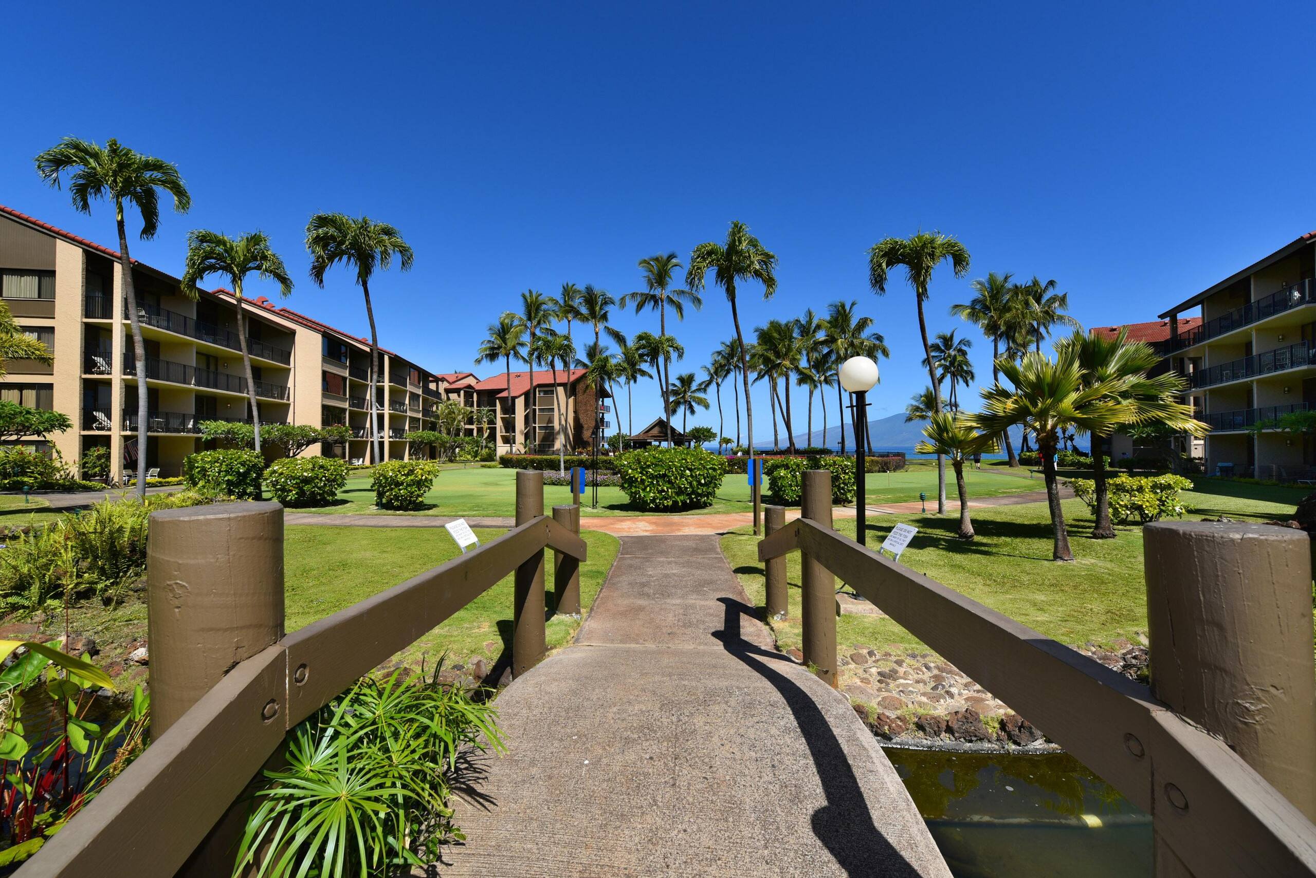 Condo in Lahaina · ★5.0 · 2 bedrooms · 4 beds · 2 baths - Image 7