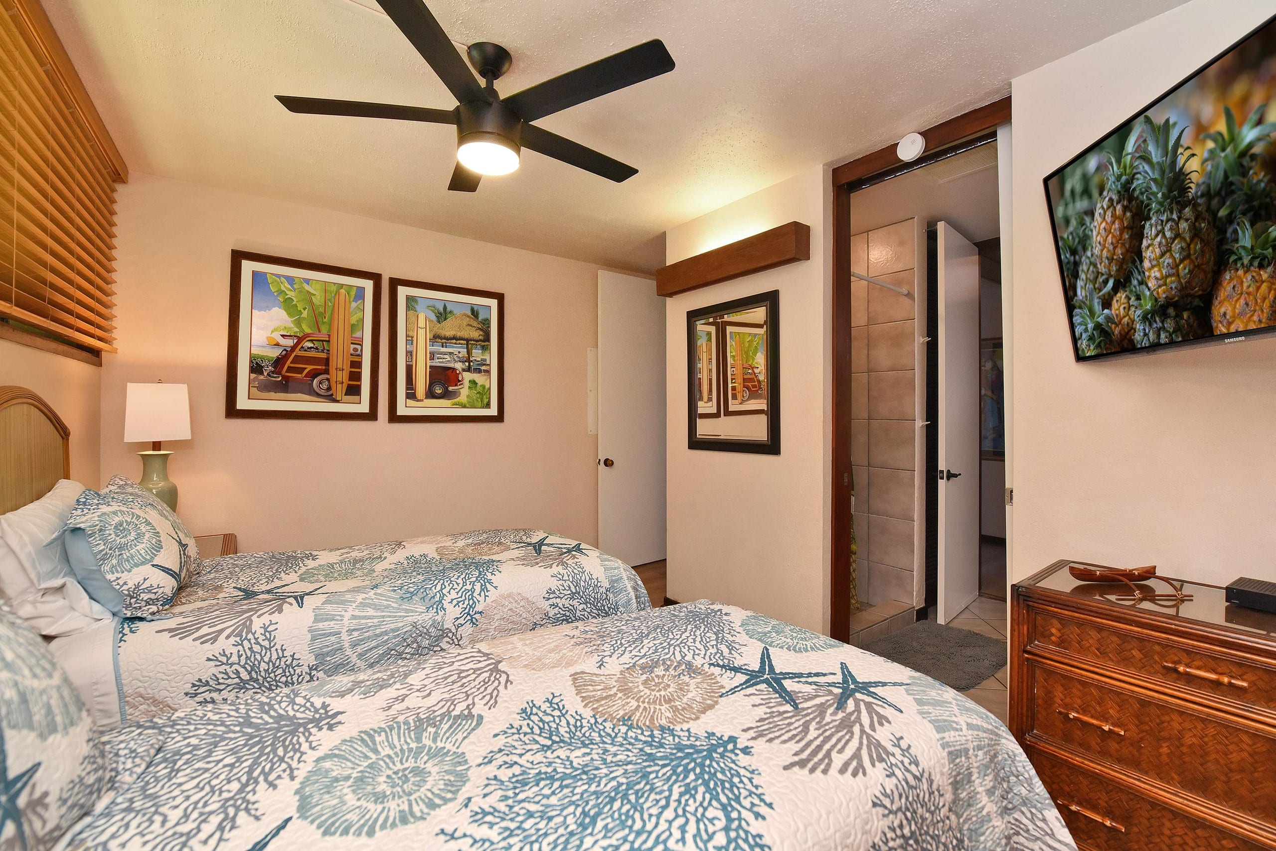 Condo in Lahaina · ★4.64 · 3 bedrooms · 6 beds · 3 baths - Image 19