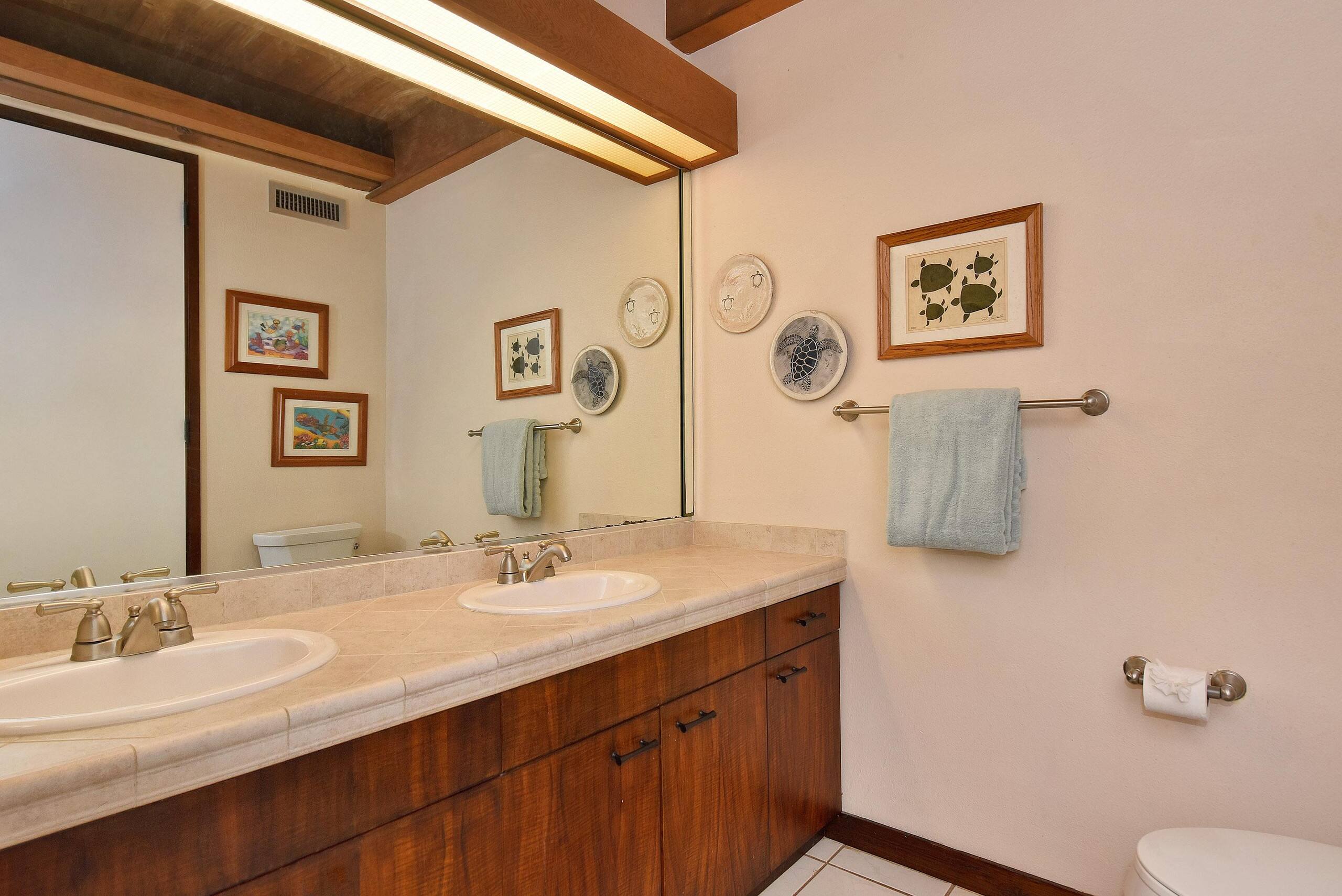 Condo in Lahaina · ★4.64 · 3 bedrooms · 6 beds · 3 baths - Image 15