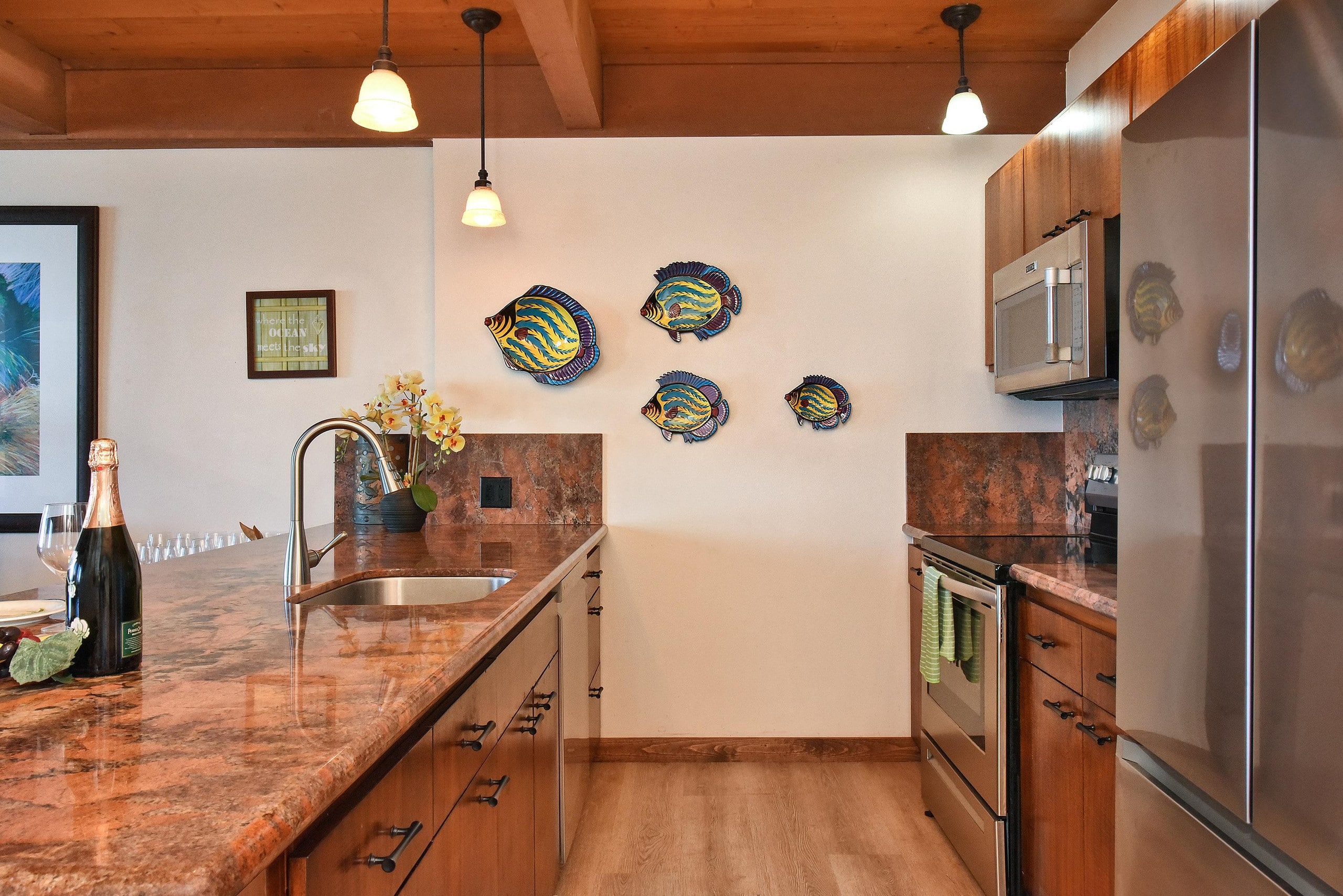 Condo in Lahaina · ★4.64 · 3 bedrooms · 6 beds · 3 baths - Image 7