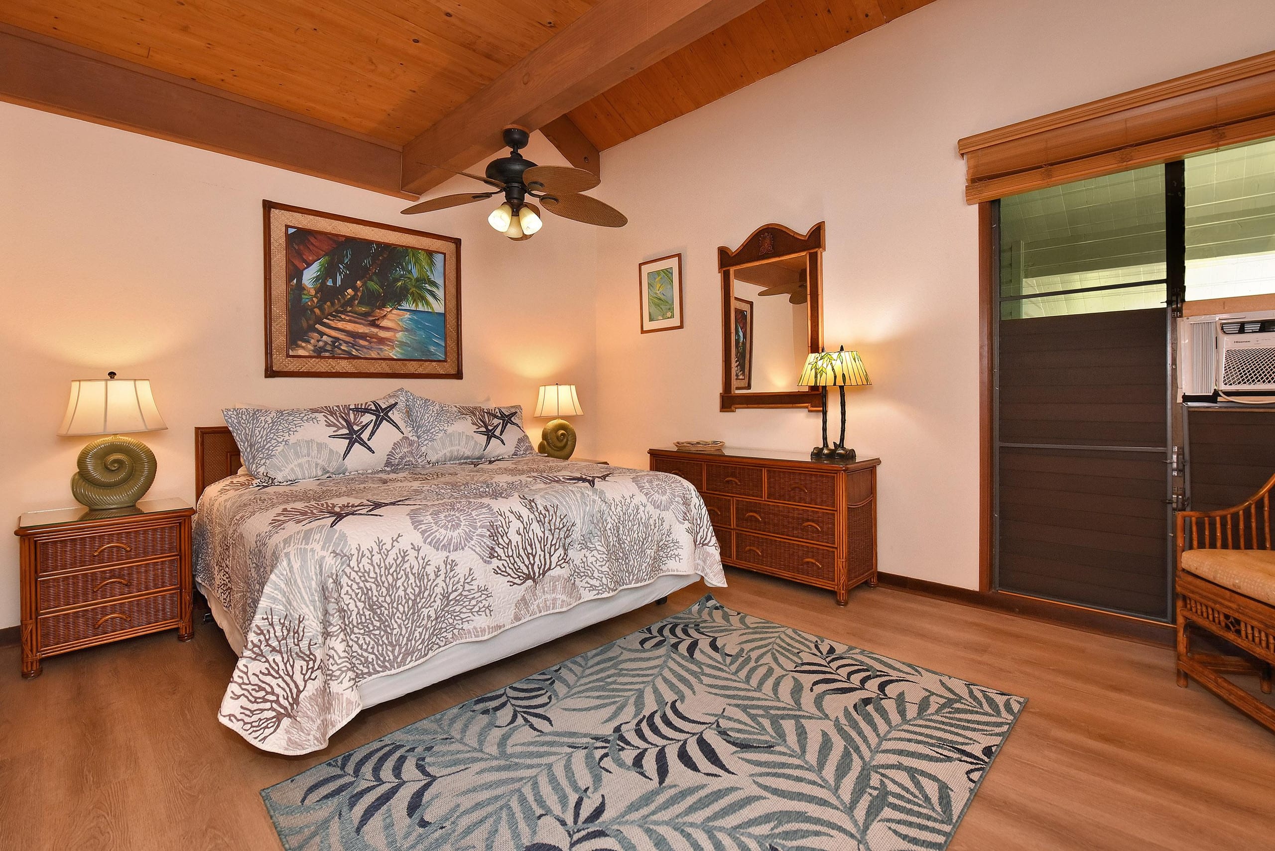 Condo in Lahaina · ★4.64 · 3 bedrooms · 6 beds · 3 baths - Image 12