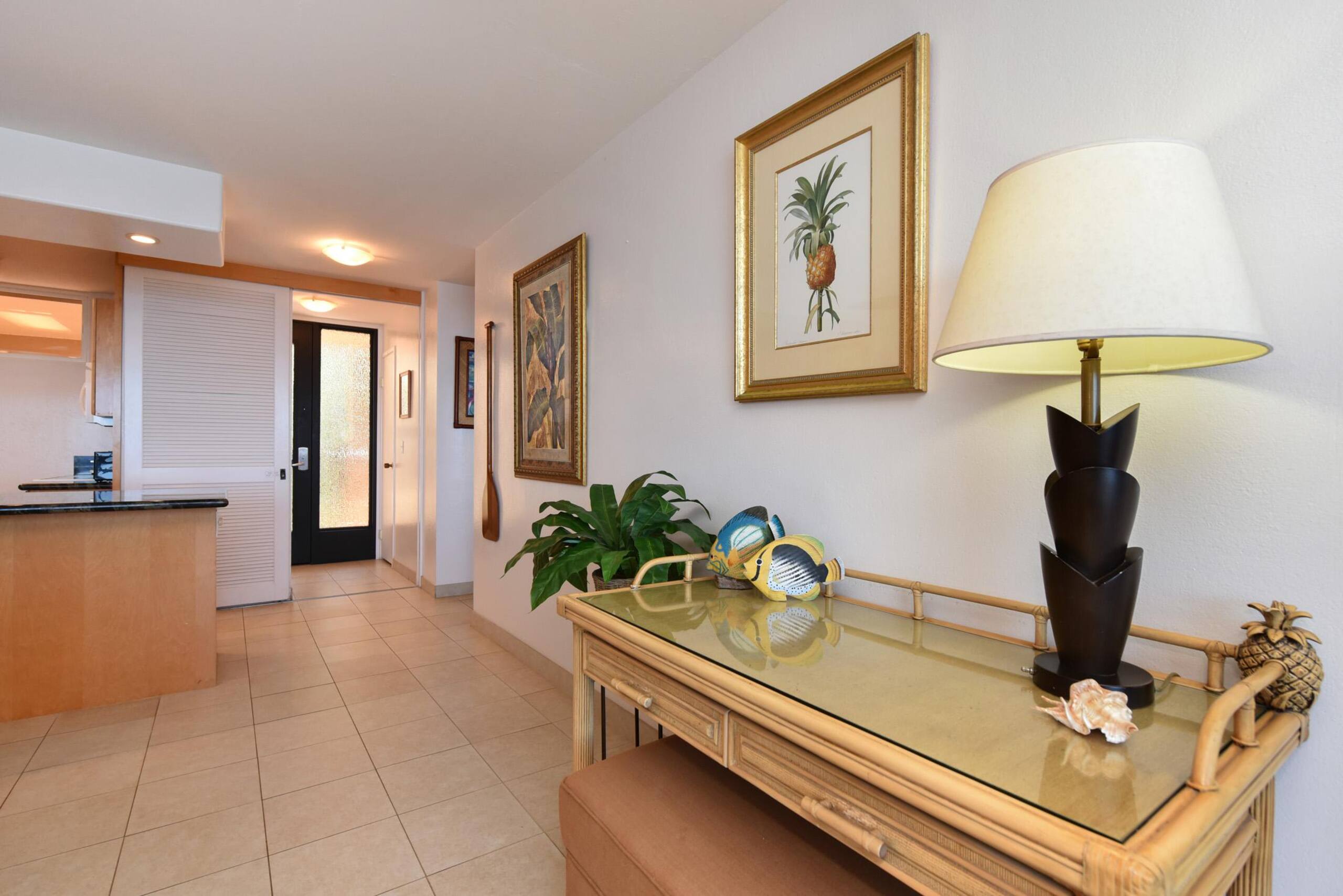 Condo in Lahaina · ★4.6 · 1 bedroom · 2 beds · 1 bath - Image 6