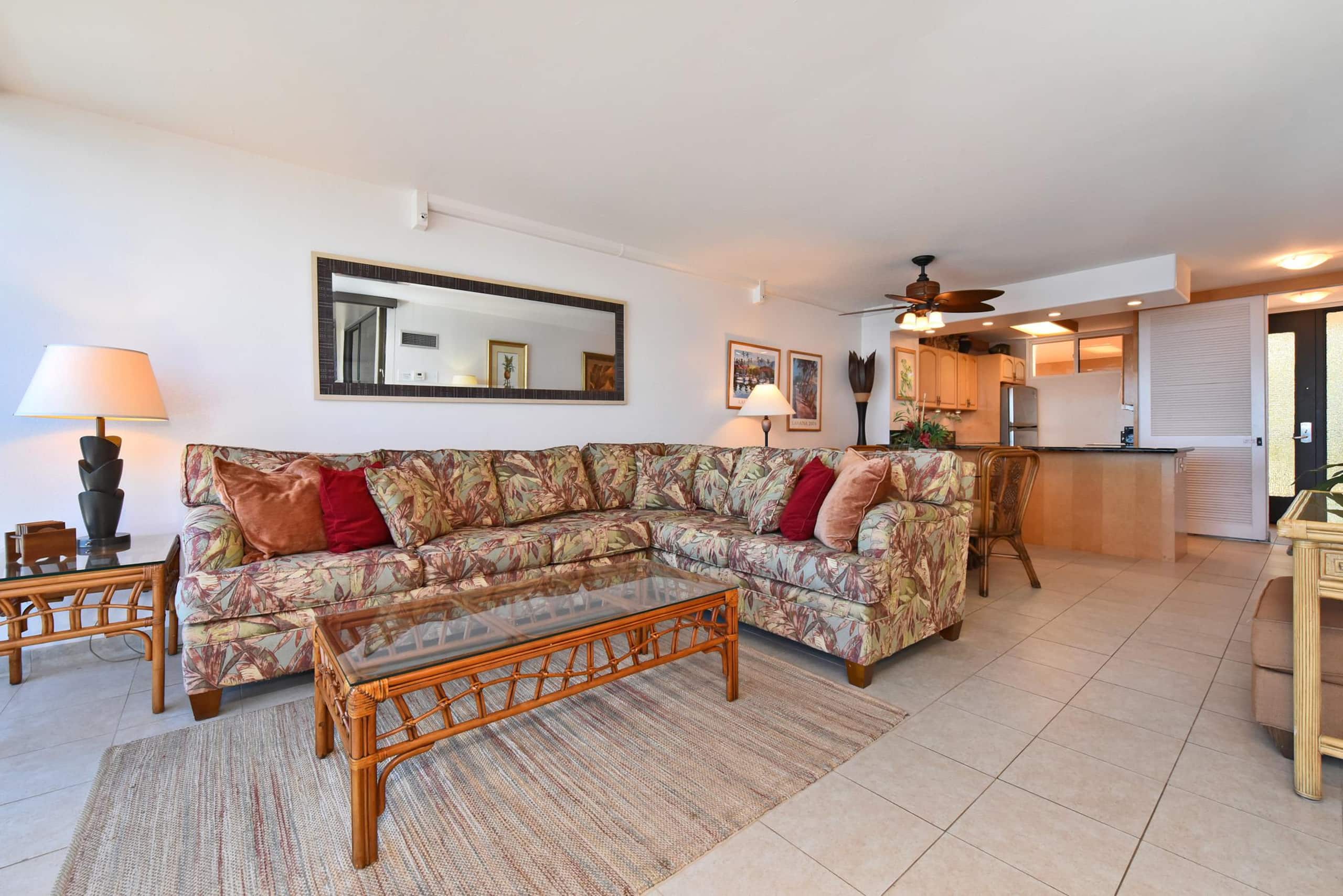 Condo in Lahaina · ★4.6 · 1 bedroom · 2 beds · 1 bath - Image 4