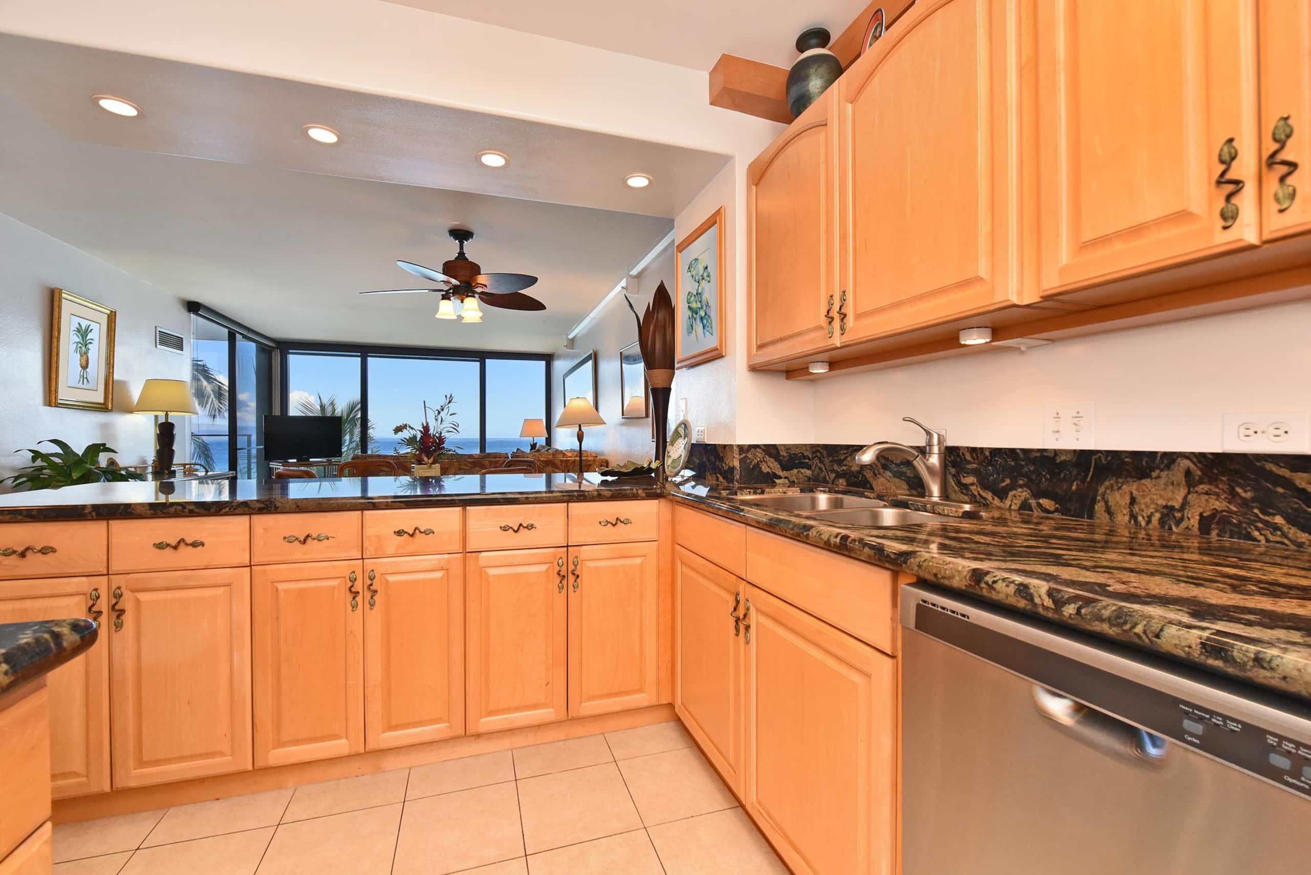 Condo in Lahaina · ★4.6 · 1 bedroom · 2 beds · 1 bath - Image 11