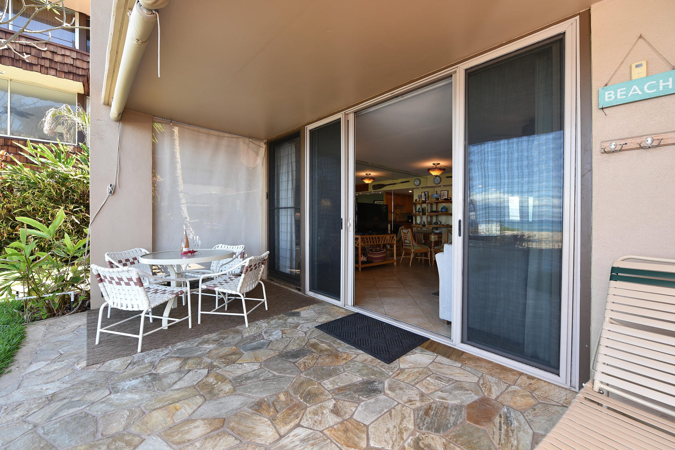 Condo in Lahaina · ★5.0 · 2 bedrooms · 4 beds · 2 shared baths - Image 26
