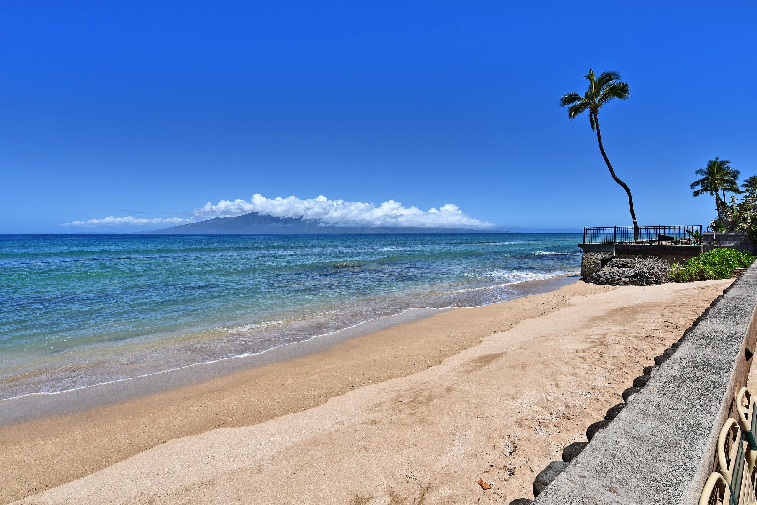 Condo in Lahaina · ★5.0 · 2 bedrooms · 4 beds · 2 shared baths - Image 46