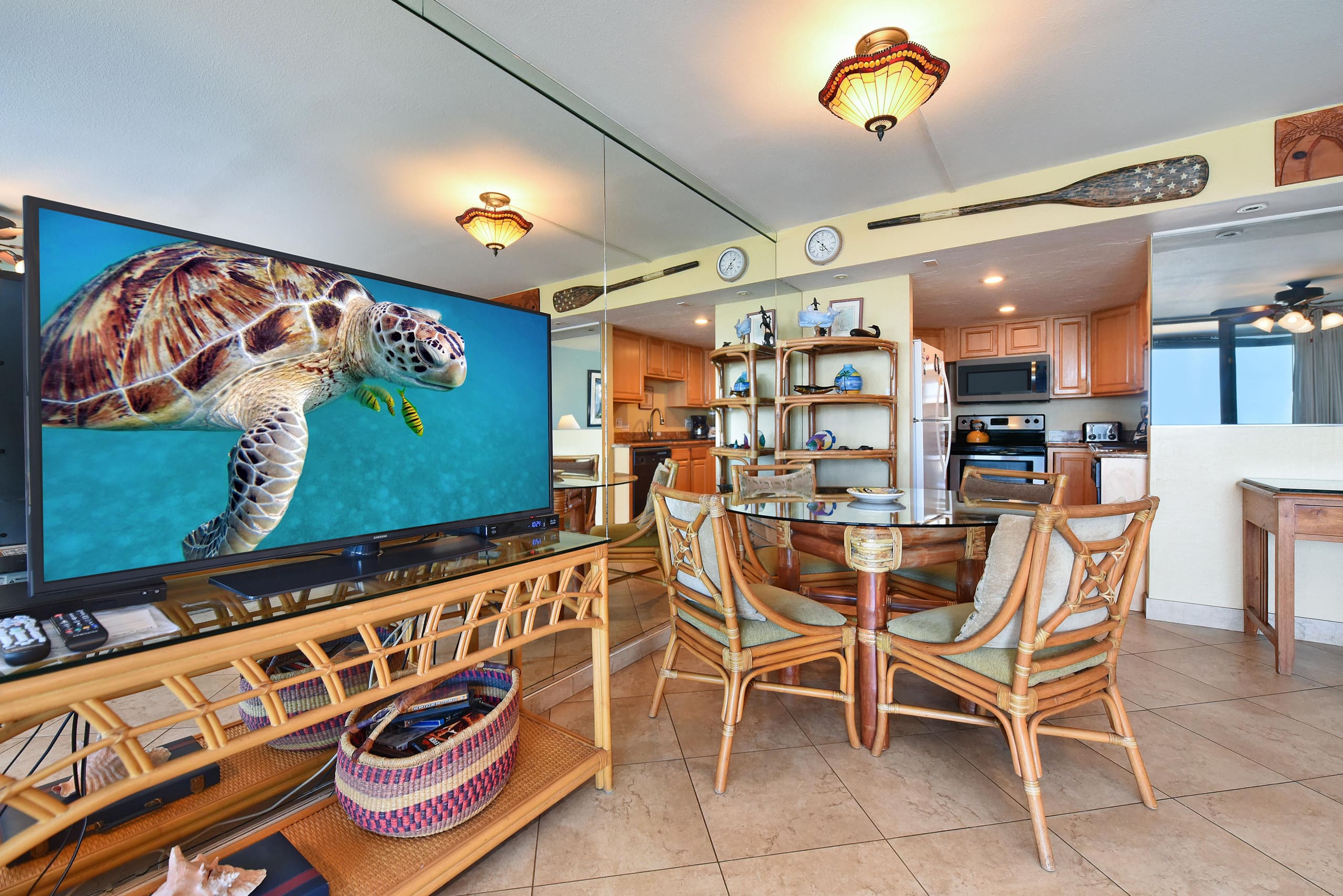 Condo in Lahaina · ★5.0 · 2 bedrooms · 4 beds · 2 shared baths - Image 8