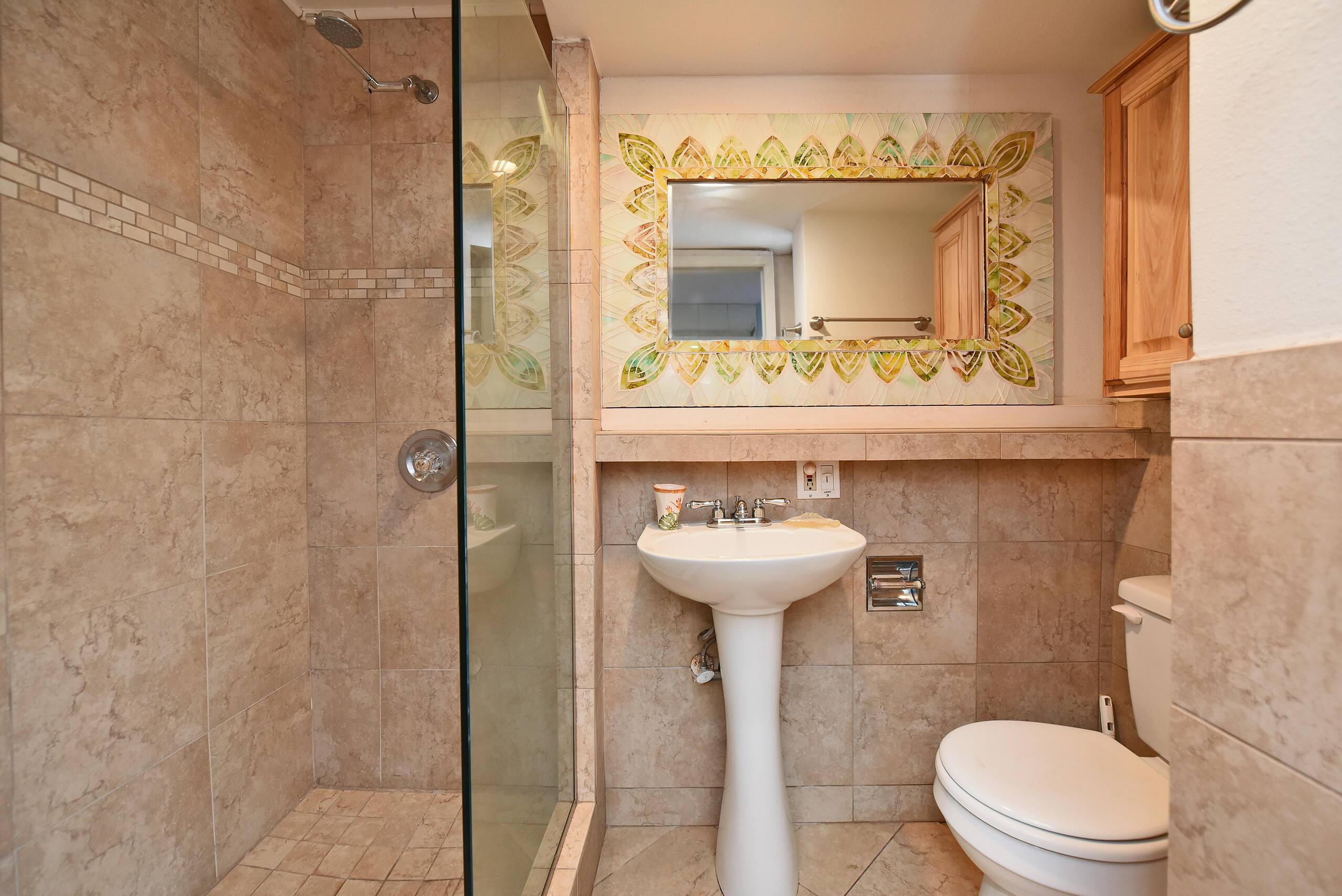 Condo in Lahaina · ★5.0 · 2 bedrooms · 4 beds · 2 shared baths - Image 23