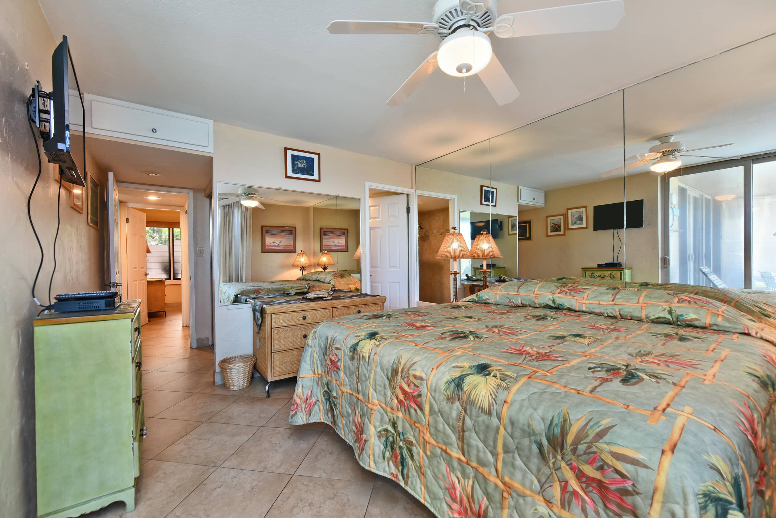 Condo in Lahaina · ★5.0 · 2 bedrooms · 4 beds · 2 shared baths - Image 15