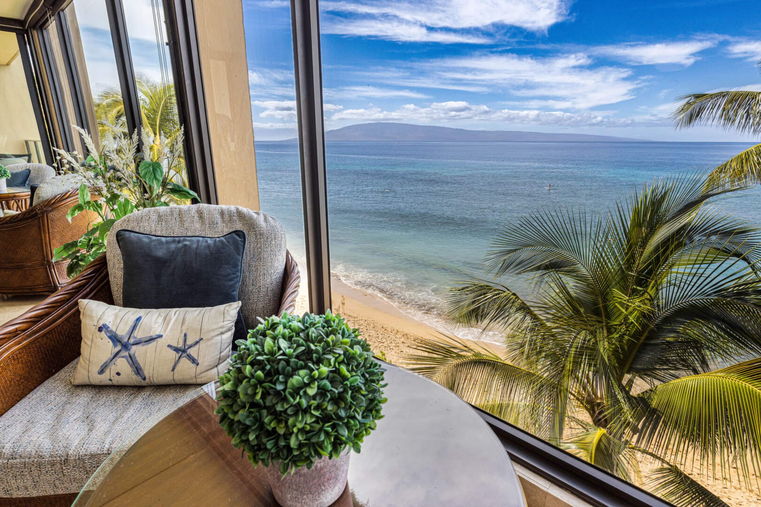 Condo in Lahaina · ★4.97 · 1 bedroom · 2 beds · 1 bath - Image 10