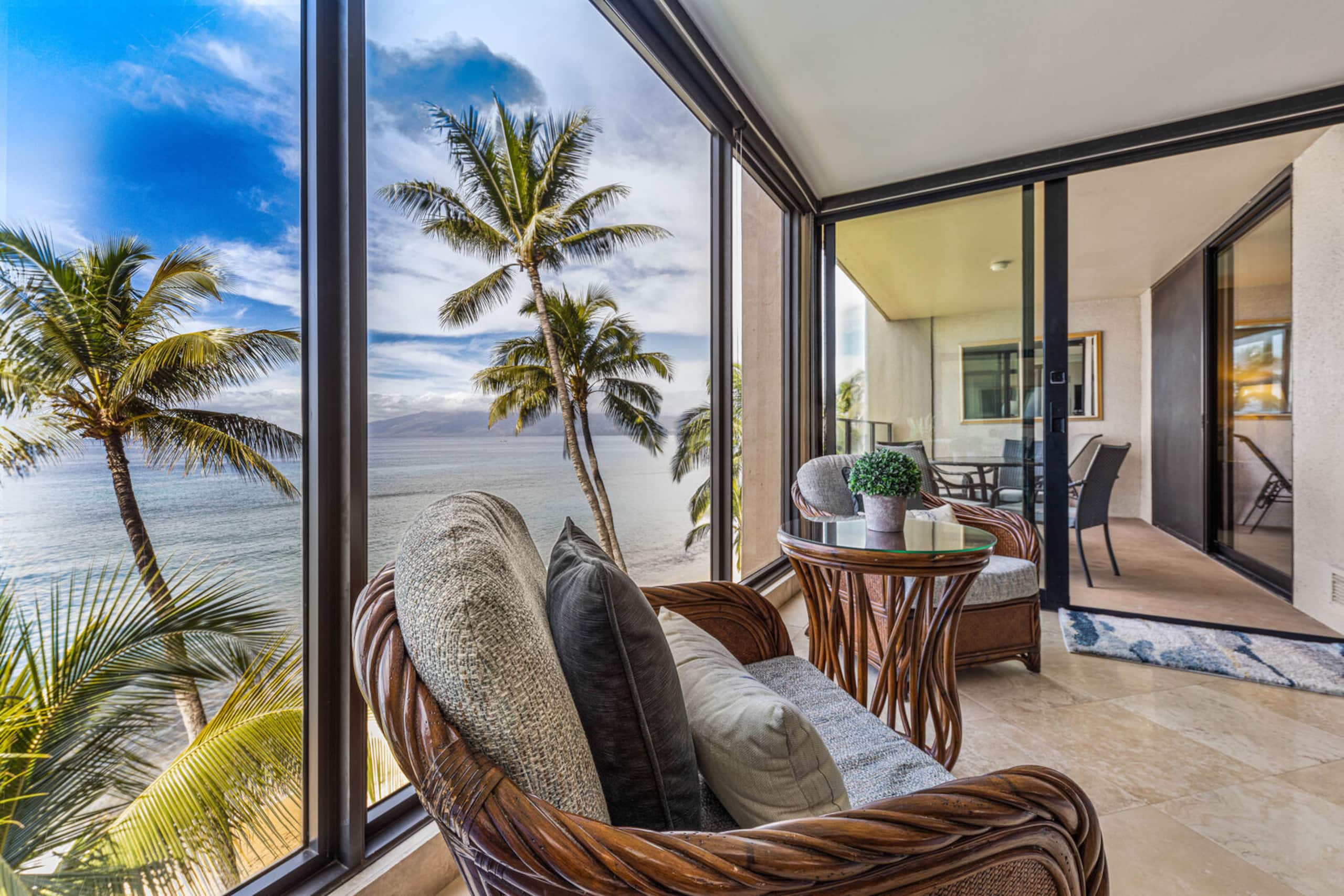 Condo in Lahaina · ★4.97 · 1 bedroom · 2 beds · 1 bath - Image 7