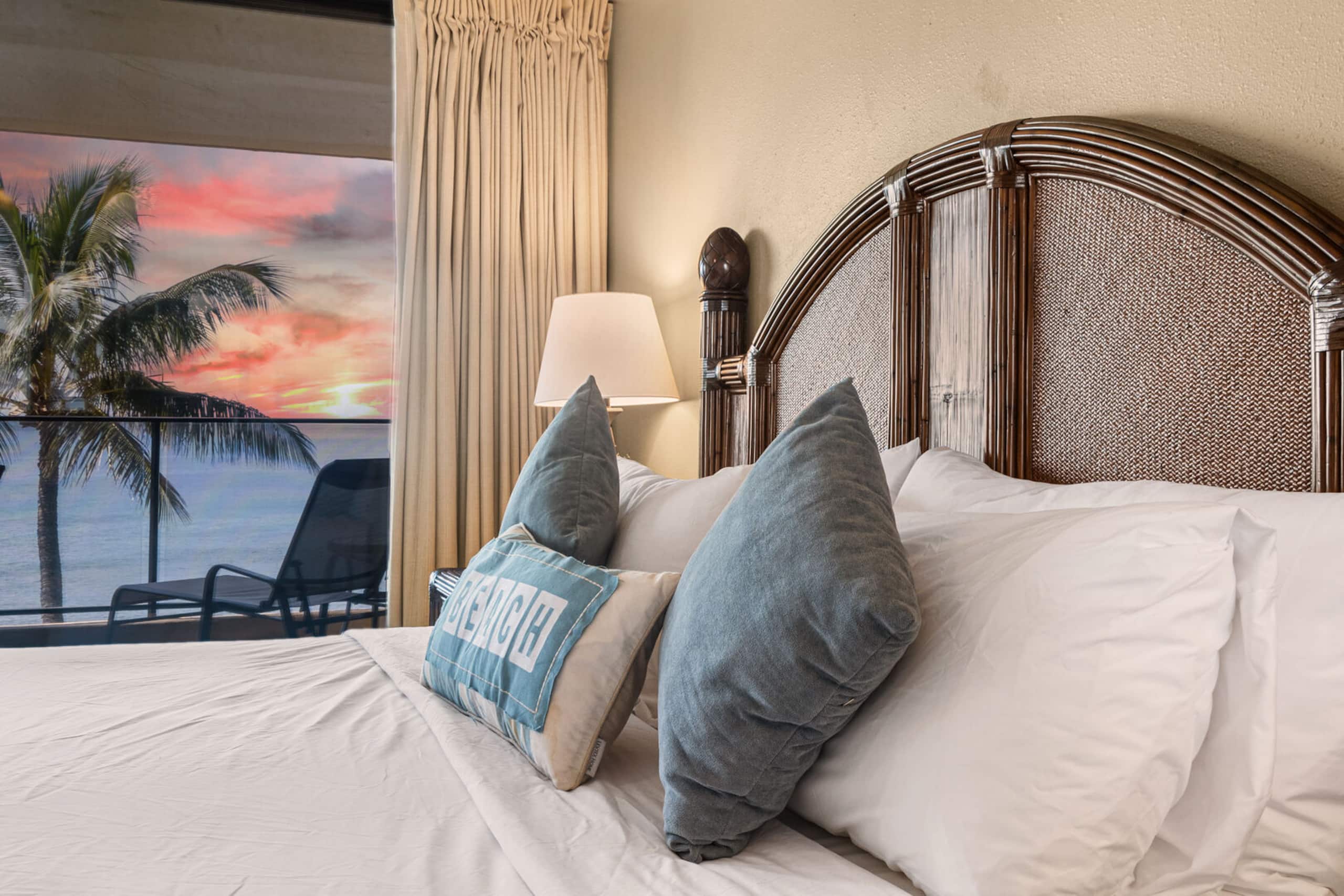 Condo in Lahaina · ★4.97 · 1 bedroom · 2 beds · 1 bath - Image 23