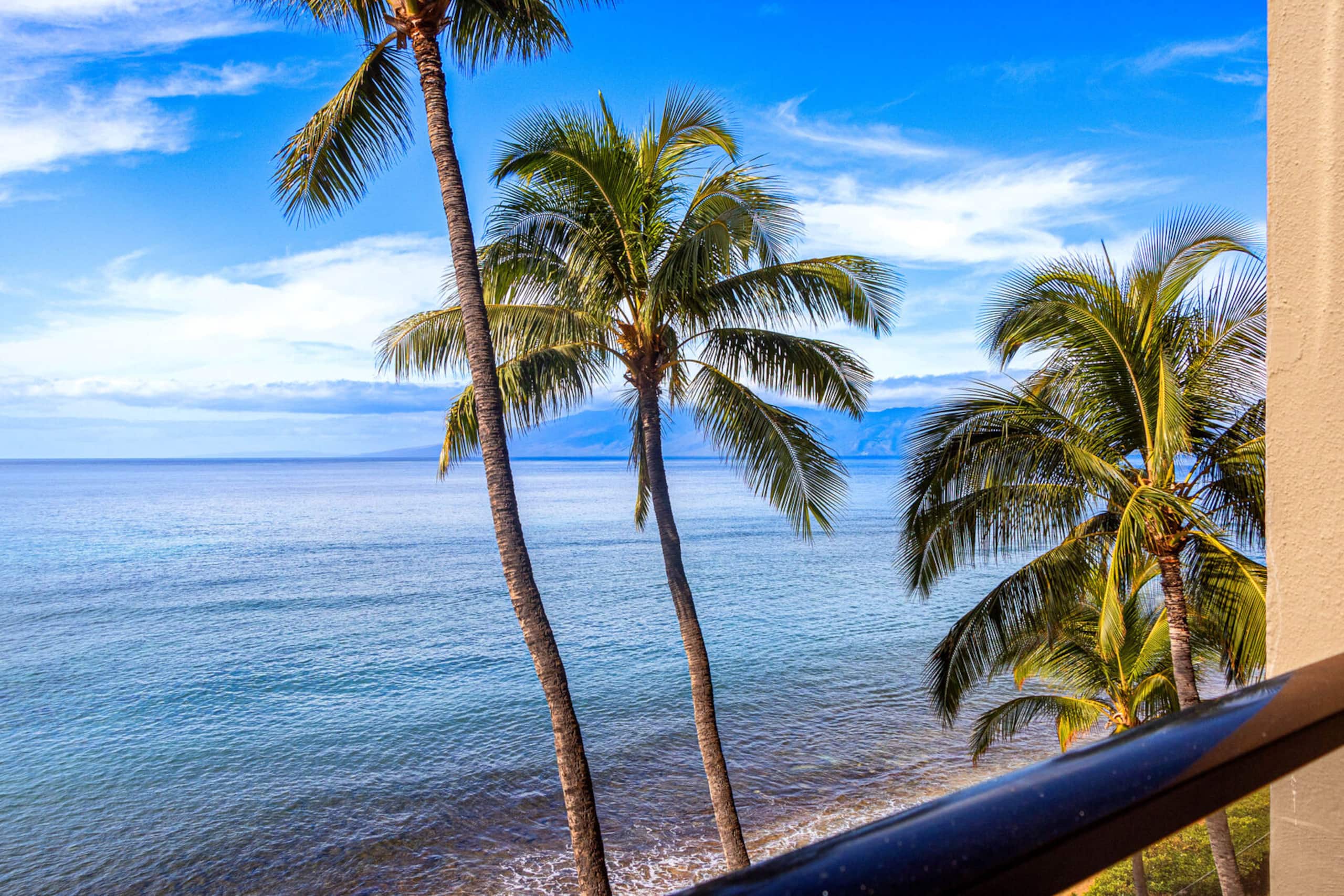 Condo in Lahaina · ★4.97 · 1 bedroom · 2 beds · 1 bath - Image 2