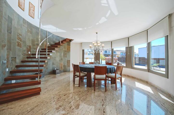 Casa La Vinya “Alto Standing” gallery image 3