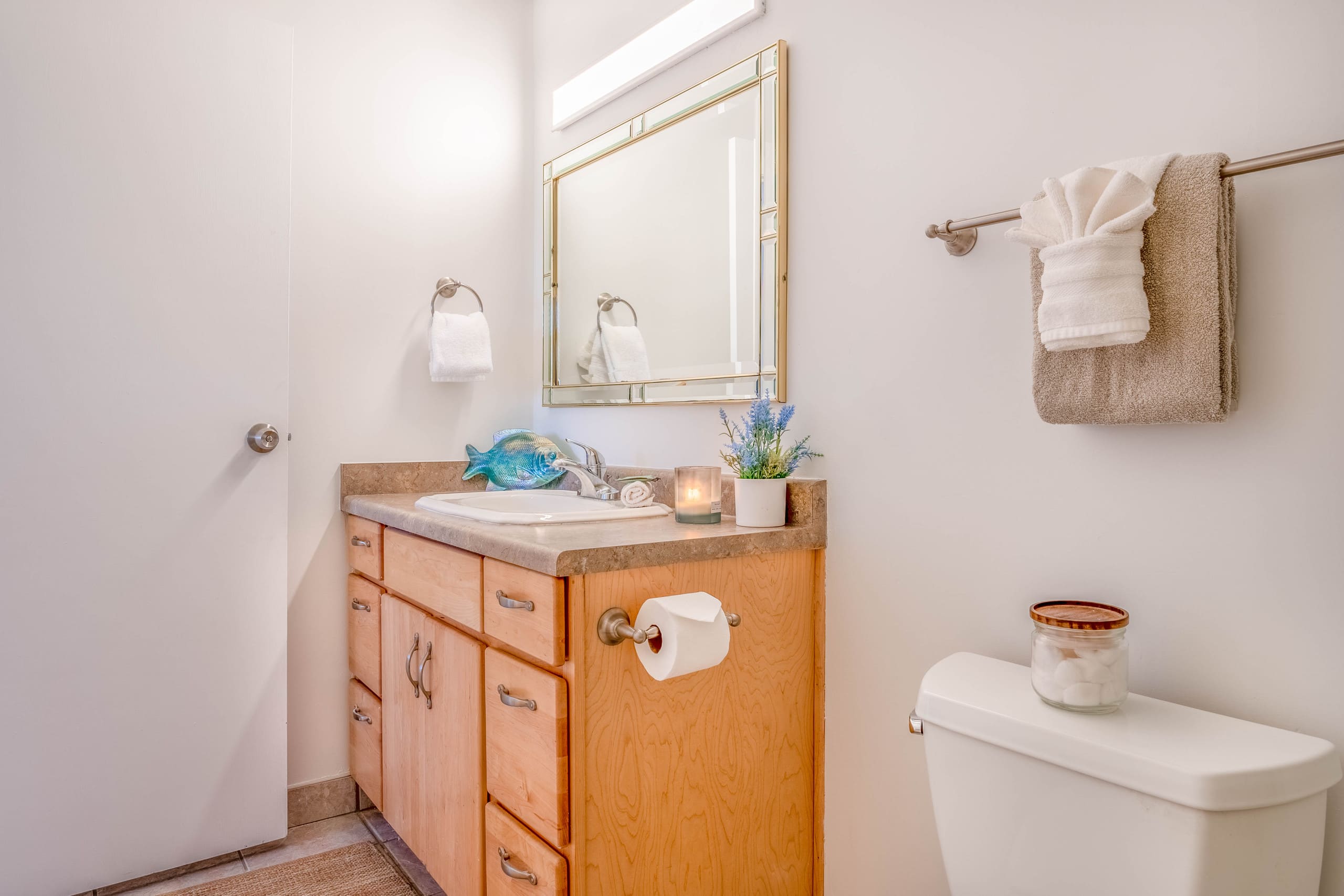 Condo in Wailuku · ★4.5 · 2 bedrooms · 3 beds · 2 shared baths - Image 28