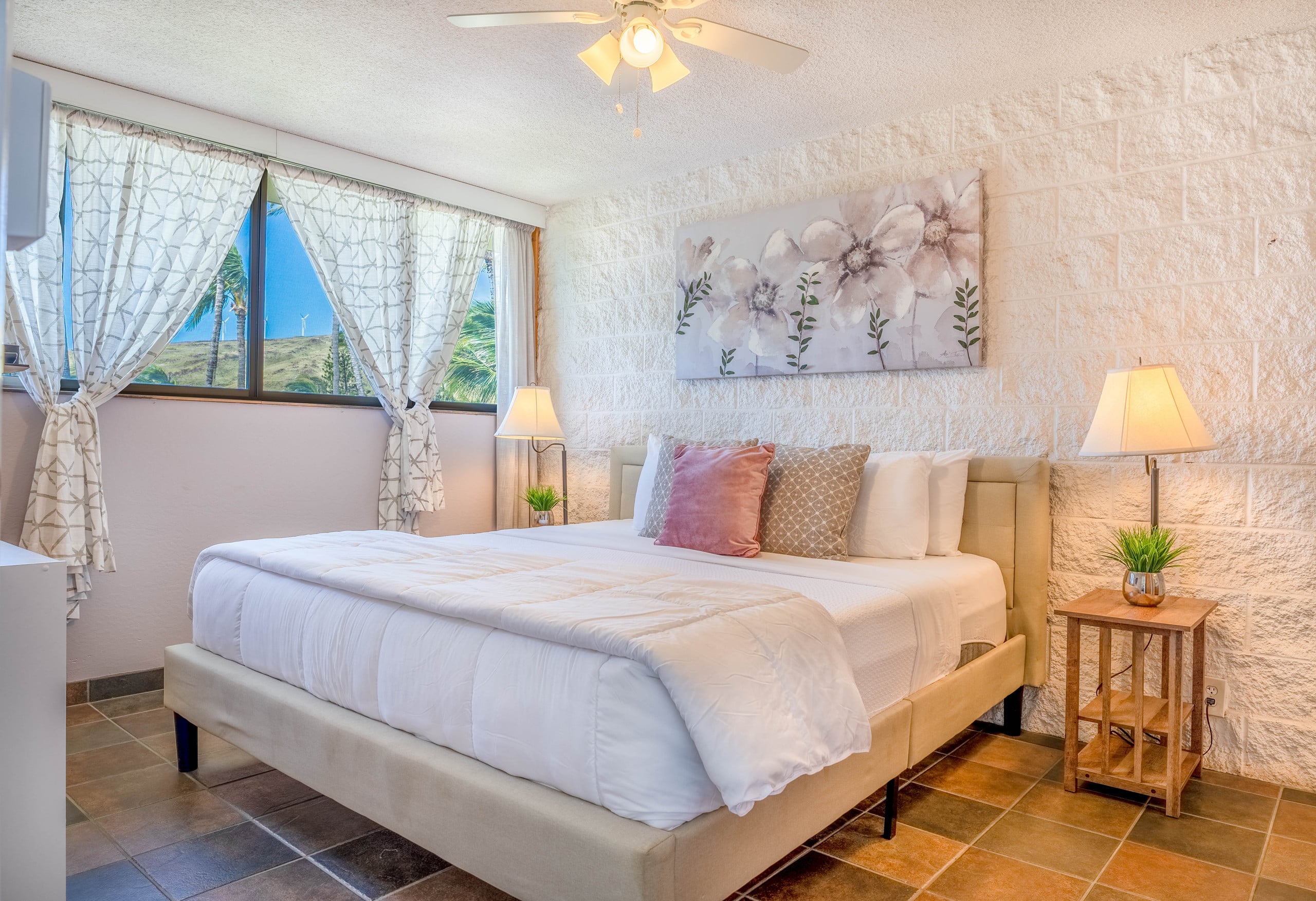 Condo in Wailuku · ★4.5 · 2 bedrooms · 3 beds · 2 shared baths - Image 19