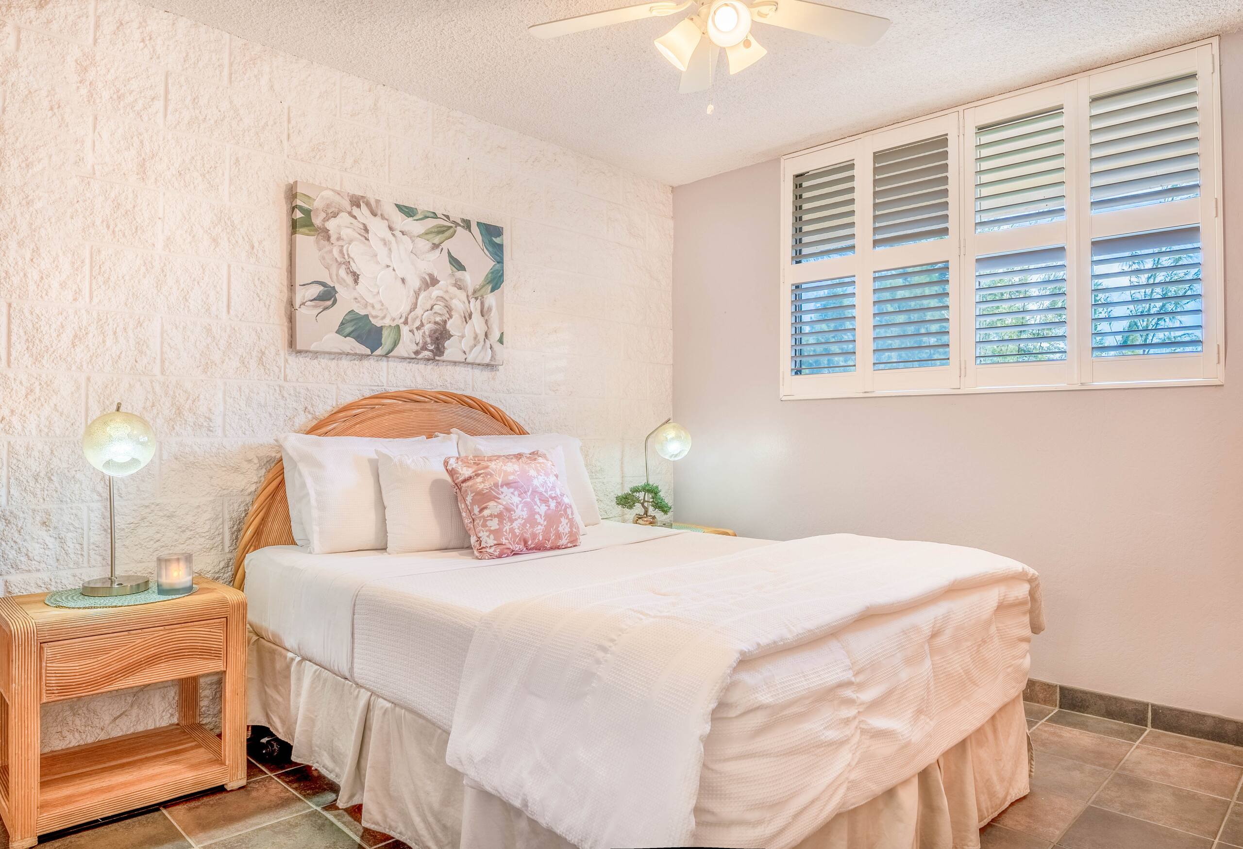 Condo in Wailuku · ★4.5 · 2 bedrooms · 3 beds · 2 shared baths - Image 23