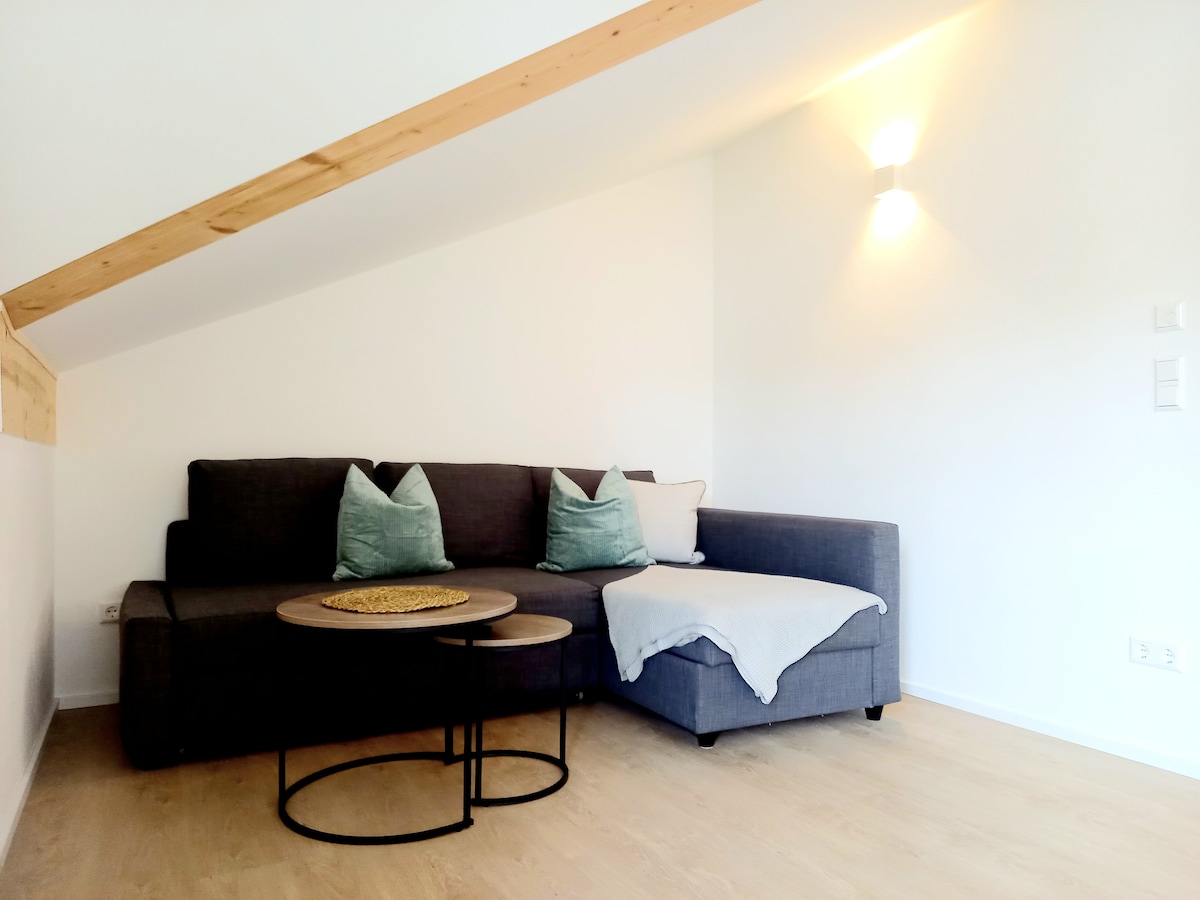 Successful Airbnb property: Holiday flat for 3 persons with 70m² in Traunstein