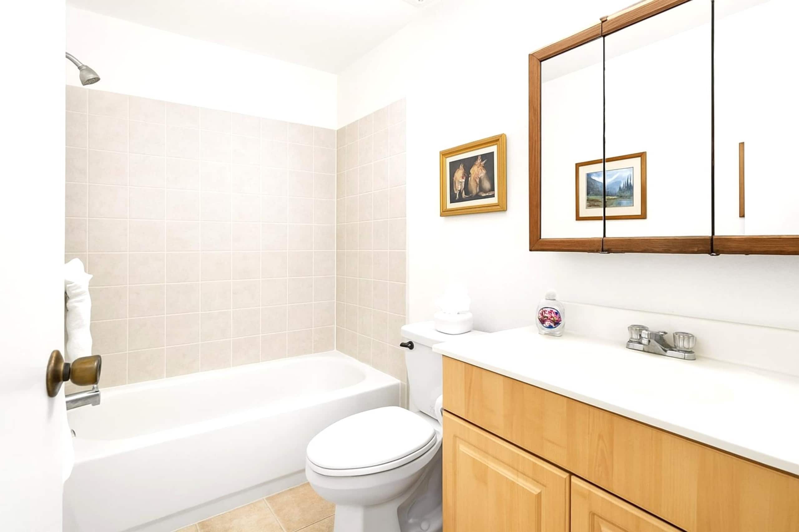 Condo in Kahuku · ★4.64 · 1 bedroom · 2 beds · 1 private bath - Image 21