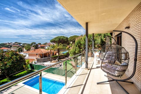 Atteka: Seaside Splendor and Private Pool