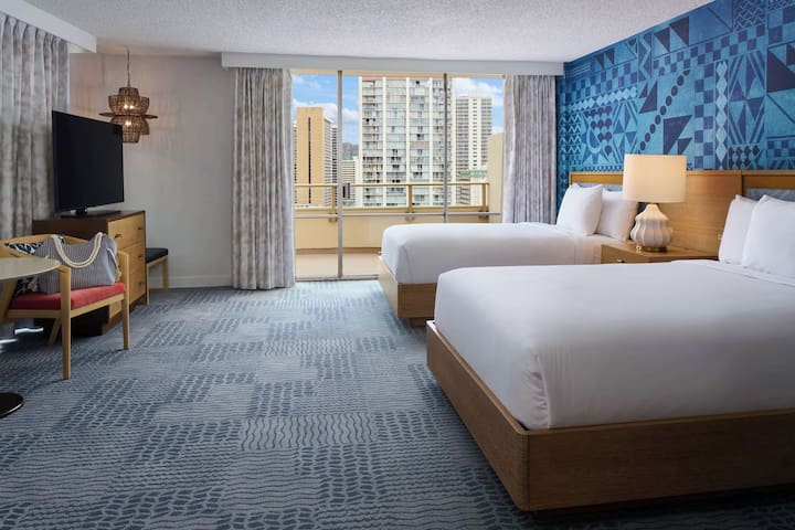 Explore the Best of Waikiki! 3 Units w/ Balconies!