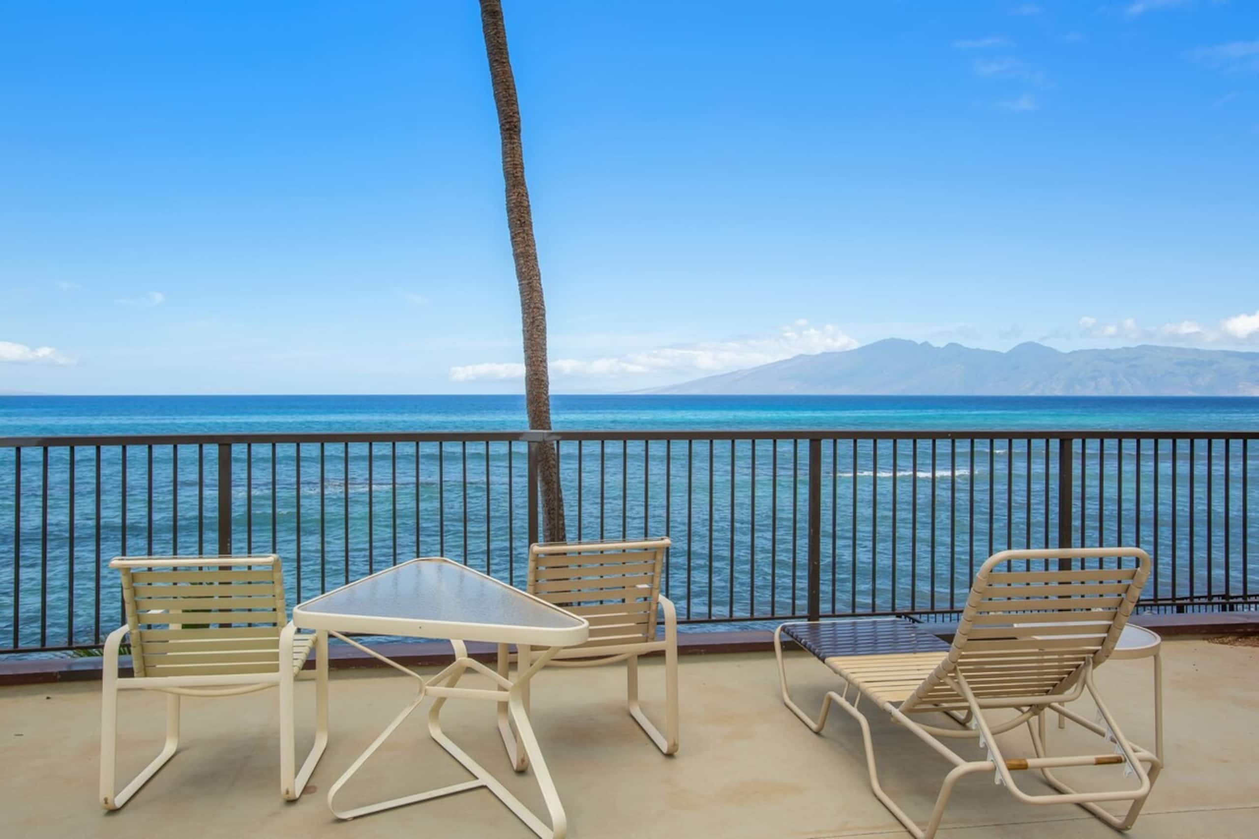 Condo in Lahaina · ★4.88 · 1 bedroom · 2 beds · 1 bath - Image 29