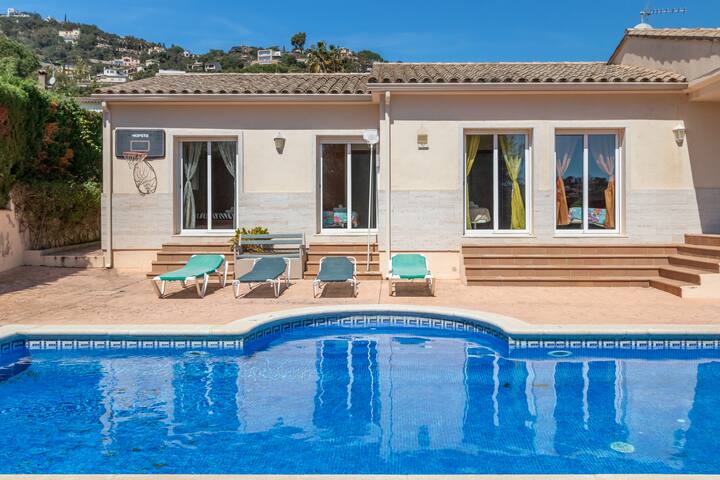 Villa Elodia gallery image 2