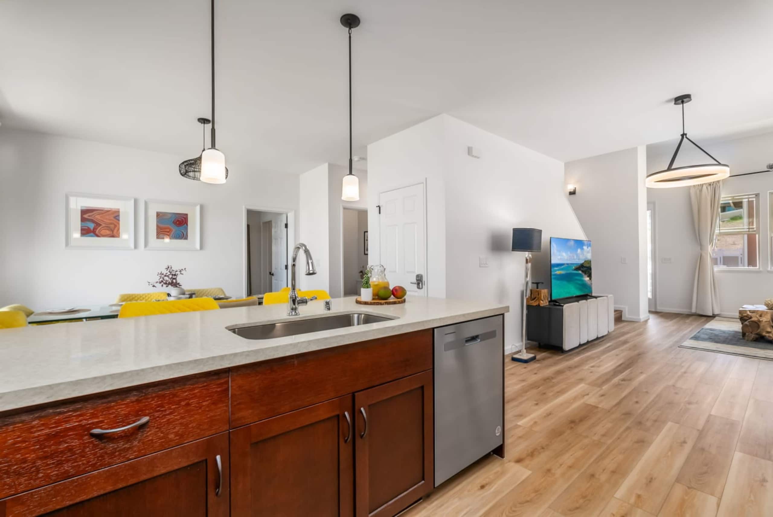 Home in Waianae · ★4.88 · 4 bedrooms · 5 beds · 3.5 private baths - Image 9