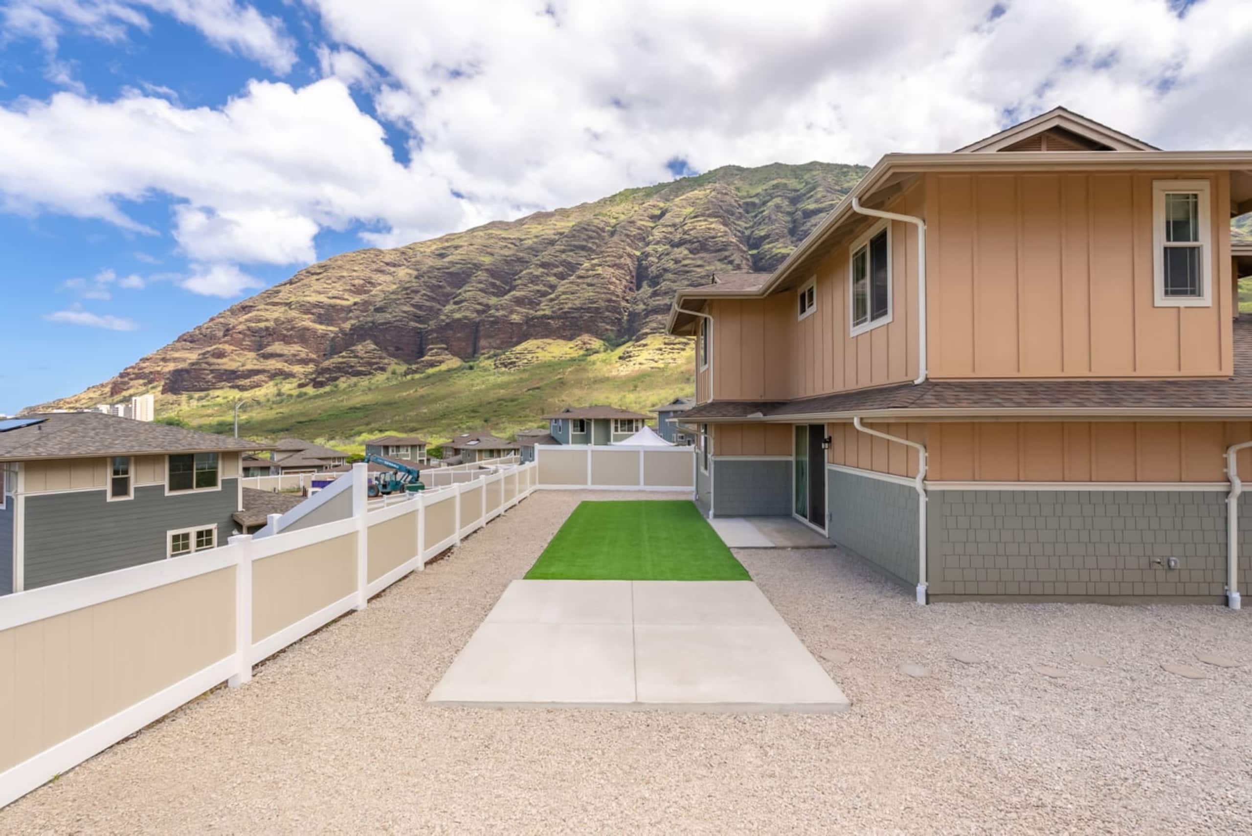 Home in Waianae · ★4.88 · 4 bedrooms · 5 beds · 3.5 private baths - Image 44