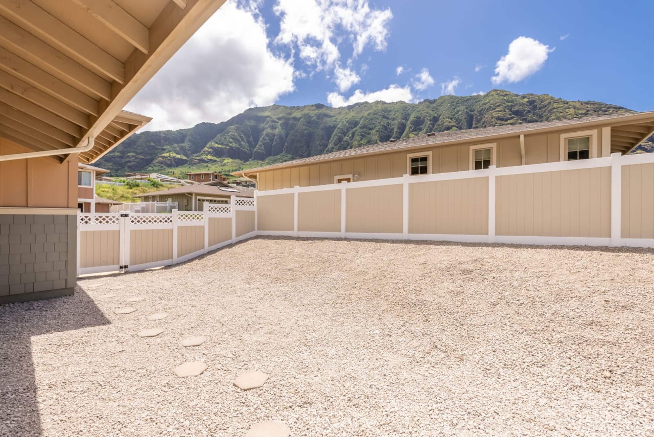 Home in Waianae · ★4.88 · 4 bedrooms · 5 beds · 3.5 private baths - Image 47