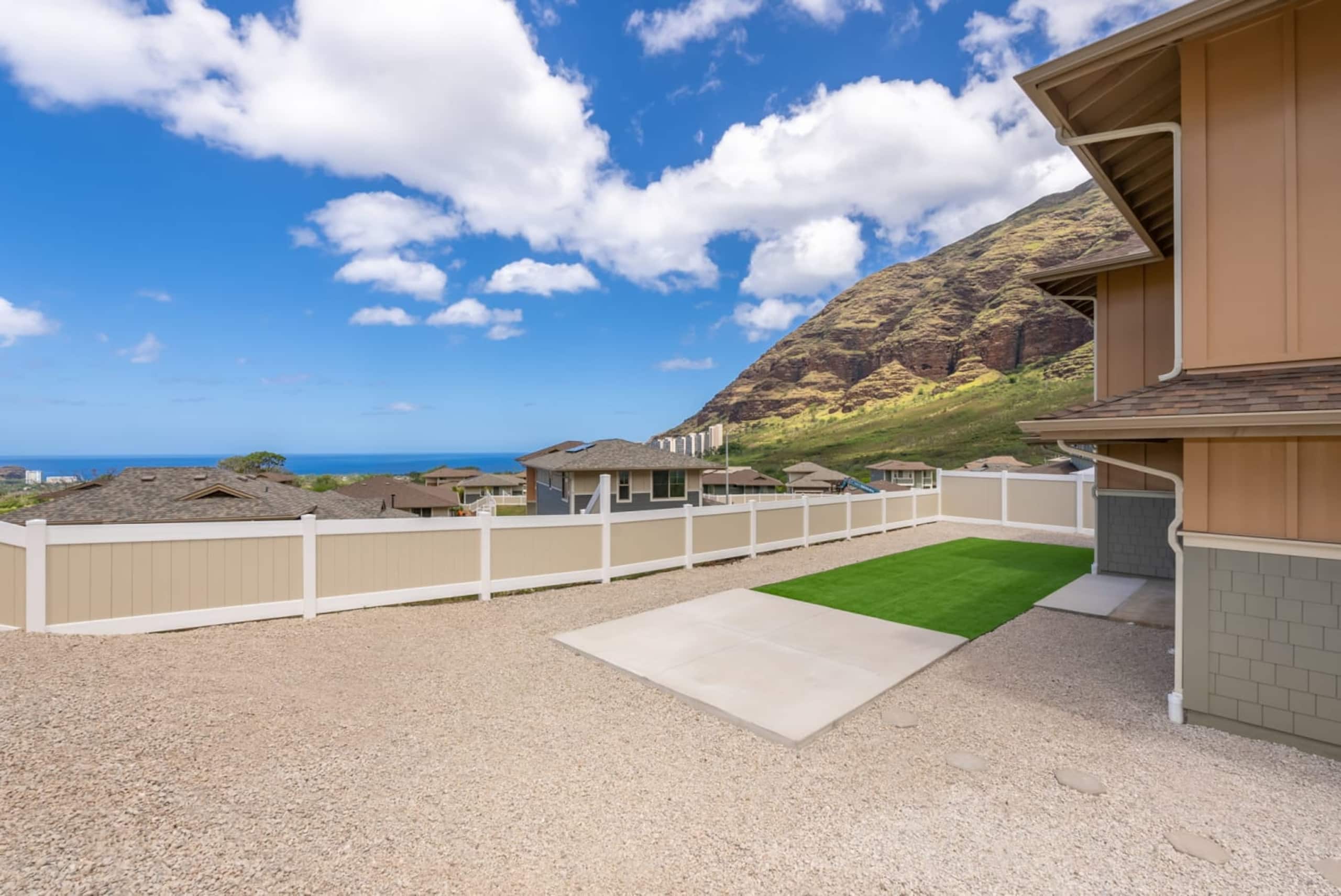 Home in Waianae · ★4.88 · 4 bedrooms · 5 beds · 3.5 private baths - Image 45