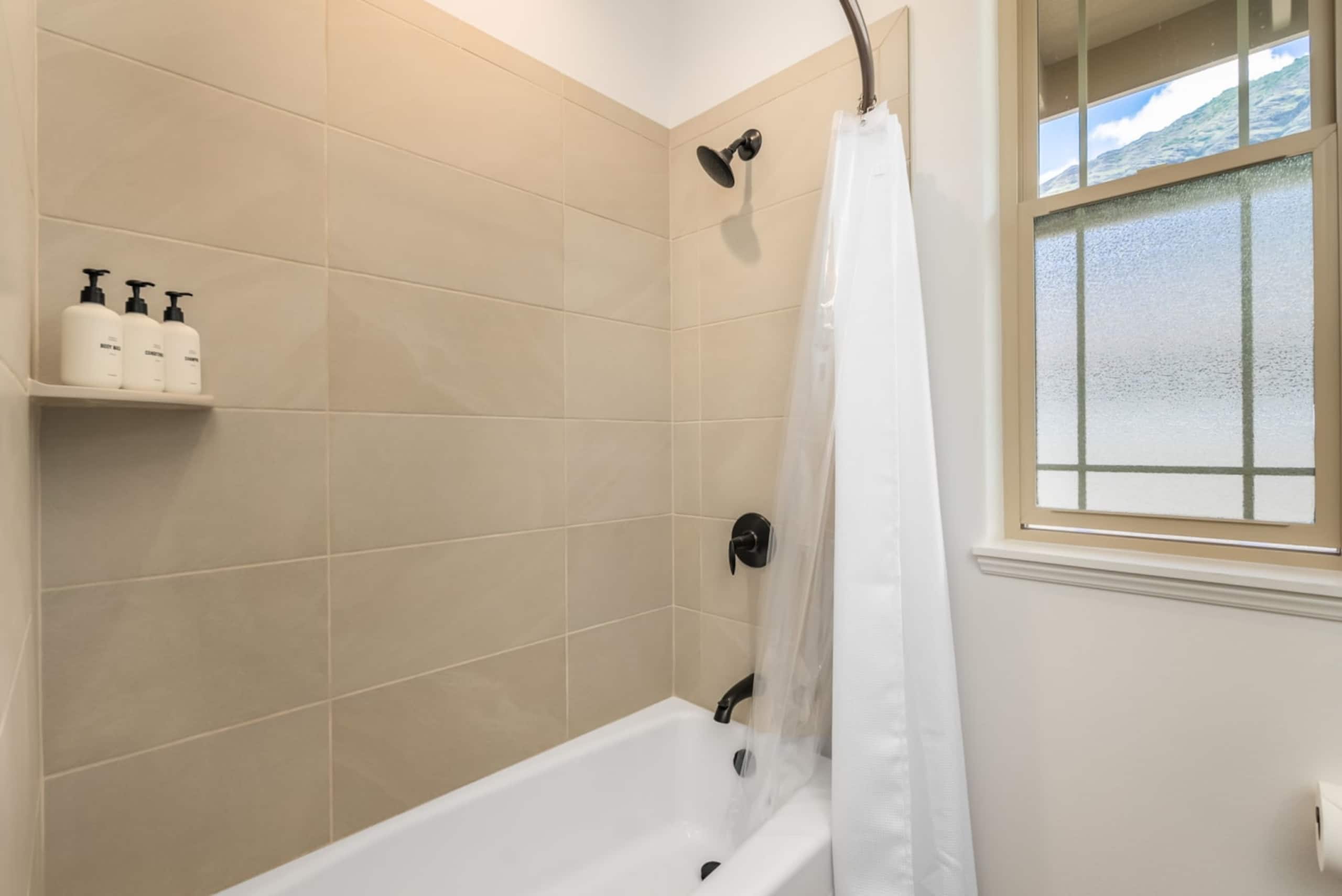 Home in Waianae · ★4.88 · 4 bedrooms · 5 beds · 3.5 private baths - Image 36