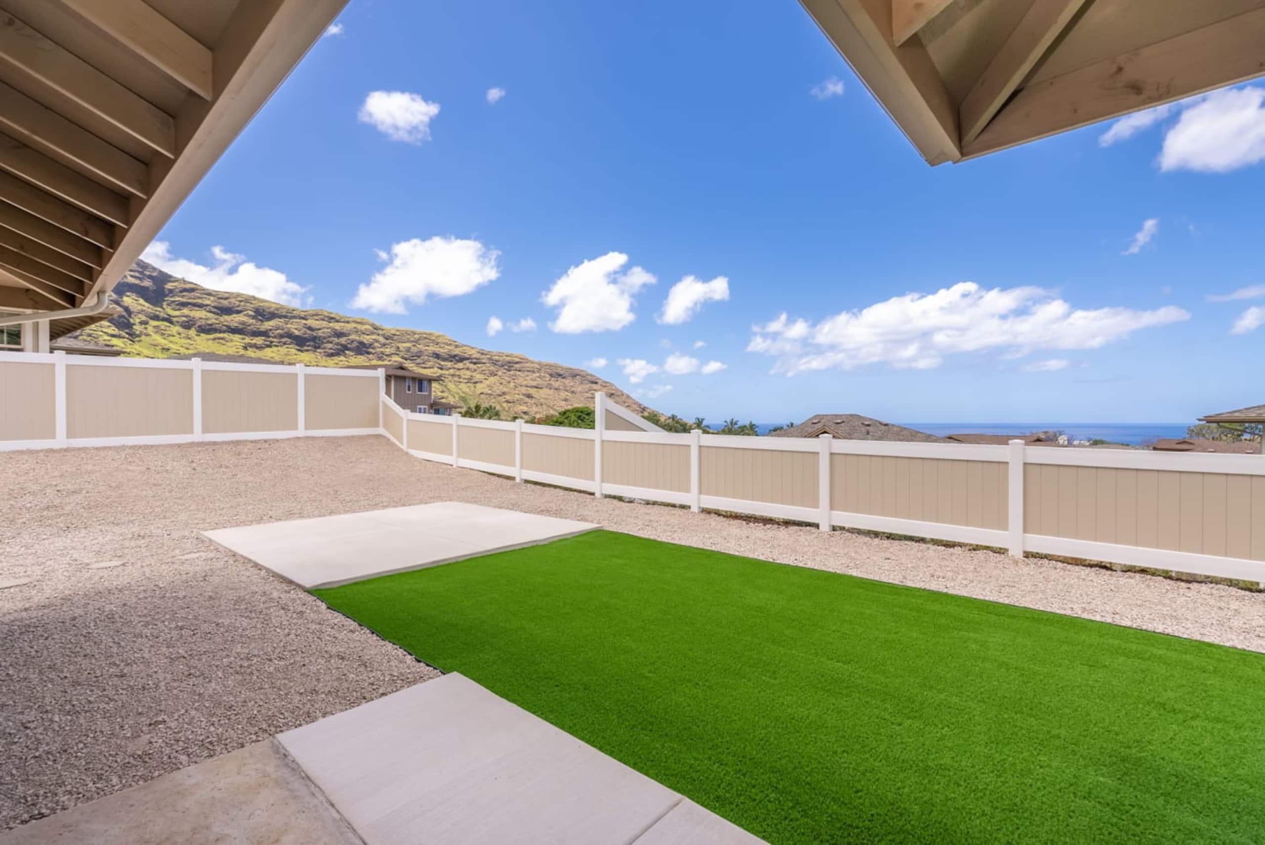 Home in Waianae · ★4.88 · 4 bedrooms · 5 beds · 3.5 private baths - Image 39