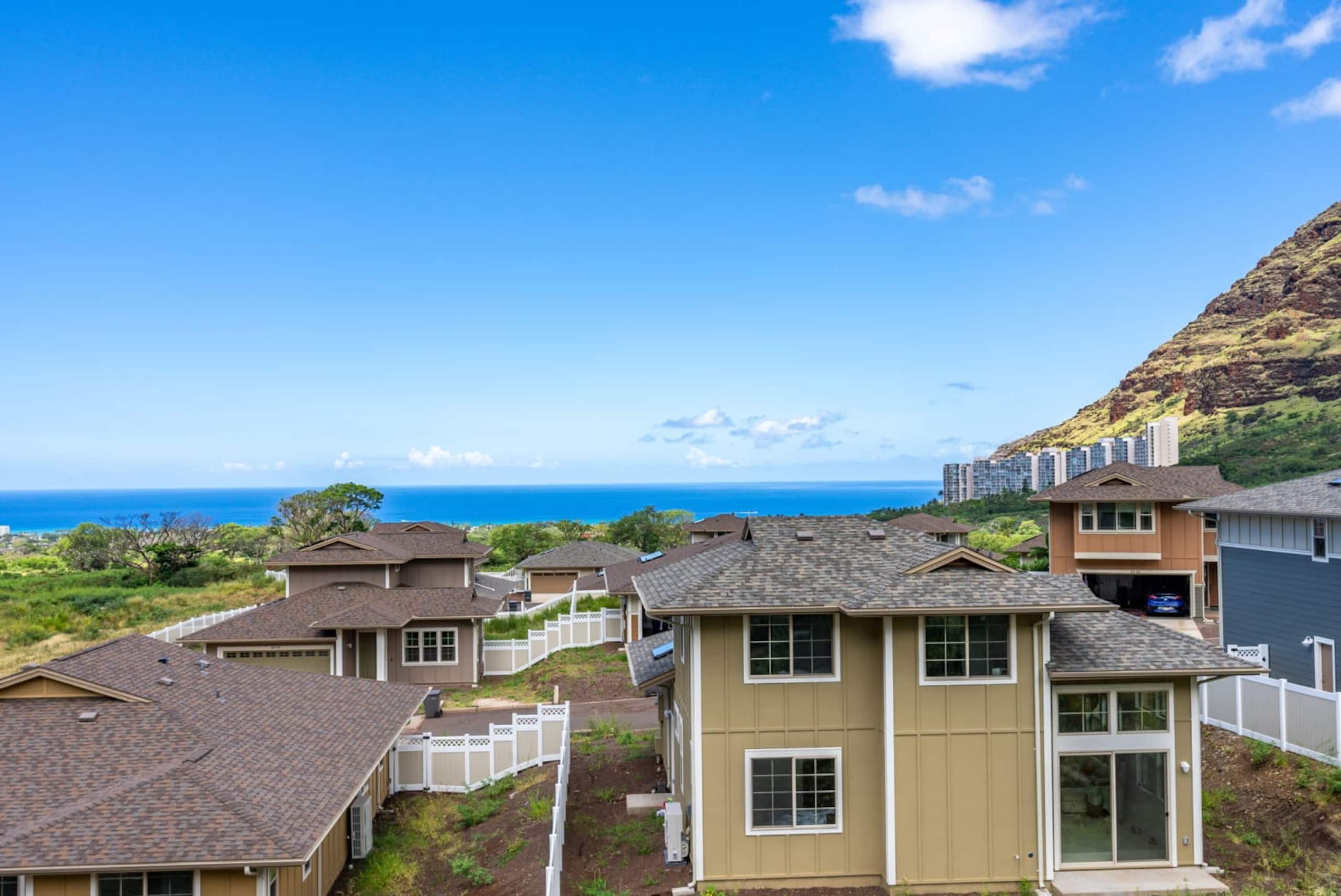 Home in Waianae · ★4.87 · 3 bedrooms · 4 beds · 2 private baths - Image 46