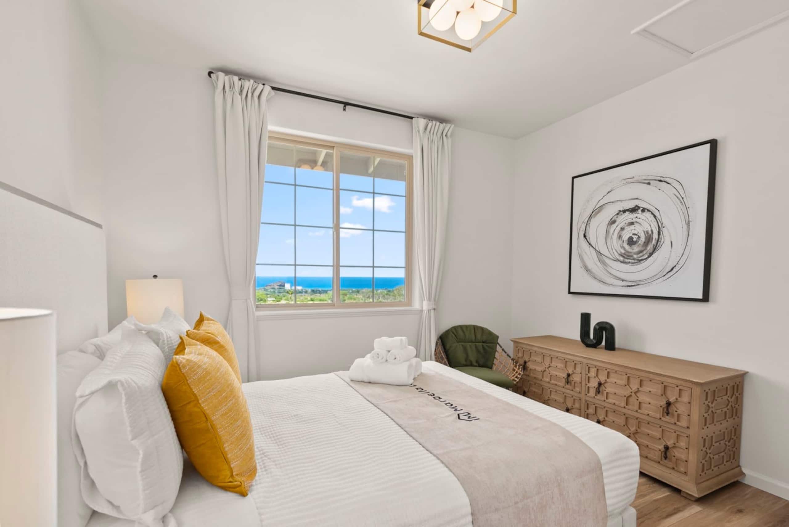 Home in Waianae · ★4.84 · 4 bedrooms · 5 beds · 2.5 private baths - Image 9