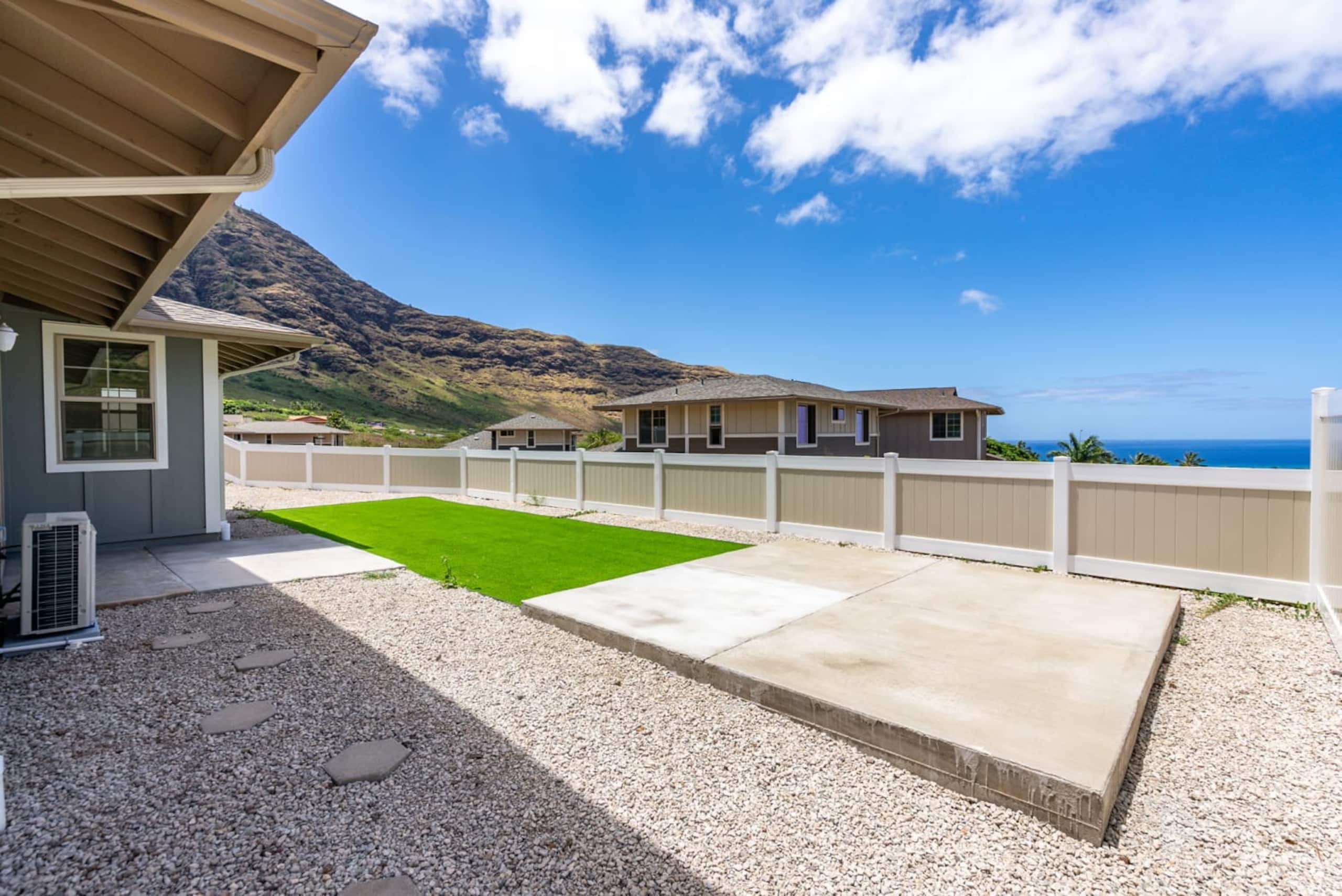 Home in Waianae · ★4.84 · 4 bedrooms · 5 beds · 2.5 private baths - Image 49